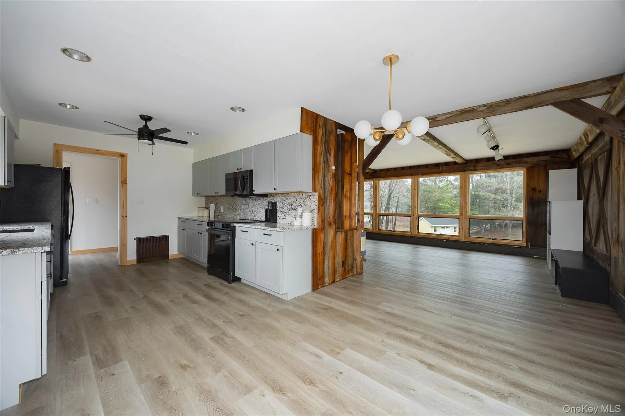 6652 State Route 42, Fallsburg, NY, 3 Bedrooms Bedrooms, 8 Rooms Rooms,2 BathroomsBathrooms,Residential Sale,For Rent,State Route 42,0,982817 6652 State Route 42, Fallsburg, NY, 3 Bedrooms Bedrooms, 8 Rooms Rooms,2 BathroomsBathrooms,Residential Sale,For Rent,State Route 42,0,982817