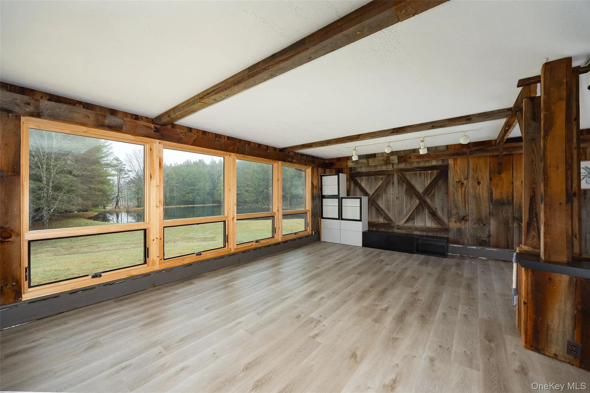 6652 State Route 42, Fallsburg, NY, 3 Bedrooms Bedrooms, 8 Rooms Rooms,2 BathroomsBathrooms,Residential Sale,For Rent,State Route 42,0,982817 6652 State Route 42, Fallsburg, NY, 3 Bedrooms Bedrooms, 8 Rooms Rooms,2 BathroomsBathrooms,Residential Sale,For Rent,State Route 42,0,982817