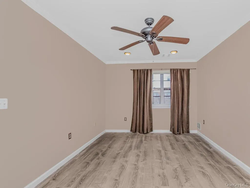 85 Admiral Court, New York, NY, 3 Bedrooms Bedrooms, 8 Rooms Rooms,2 BathroomsBathrooms,Residential,For Rent,Admiral,0,982819 85 Admiral Court, New York, NY, 3 Bedrooms Bedrooms, 8 Rooms Rooms,2 BathroomsBathrooms,Residential,For Rent,Admiral,0,982819