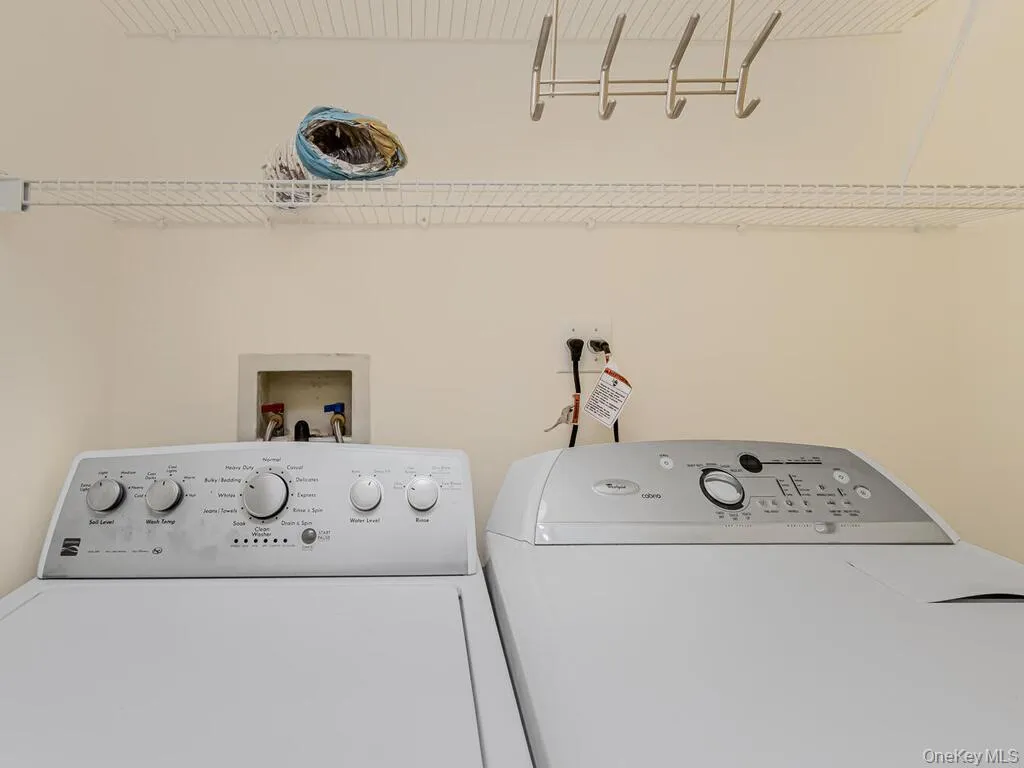 85 Admiral Court, New York, NY, 3 Bedrooms Bedrooms, 8 Rooms Rooms,2 BathroomsBathrooms,Residential,For Rent,Admiral,0,982819 85 Admiral Court, New York, NY, 3 Bedrooms Bedrooms, 8 Rooms Rooms,2 BathroomsBathrooms,Residential,For Rent,Admiral,0,982819