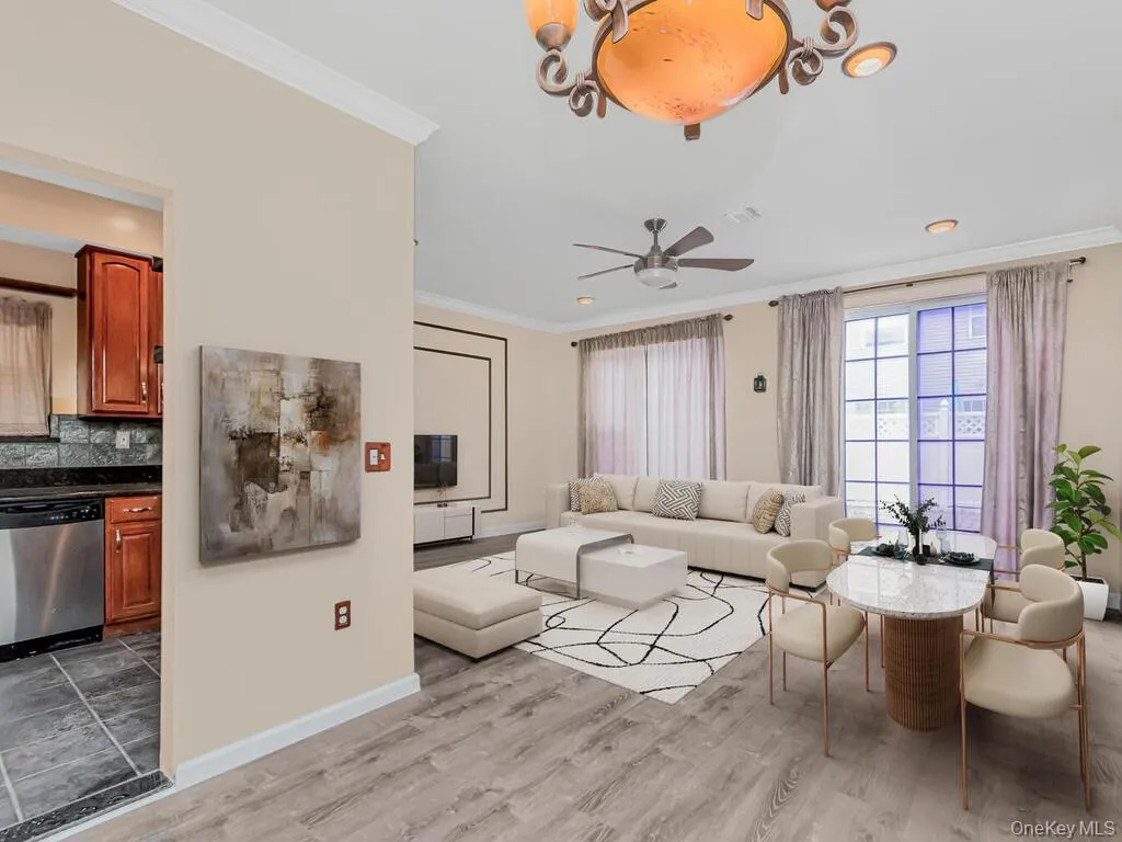 85 Admiral Court, New York, NY, 3 Bedrooms Bedrooms, 8 Rooms Rooms,2 BathroomsBathrooms,Residential,For Rent,Admiral,0,982819 85 Admiral Court, New York, NY, 3 Bedrooms Bedrooms, 8 Rooms Rooms,2 BathroomsBathrooms,Residential,For Rent,Admiral,0,982819