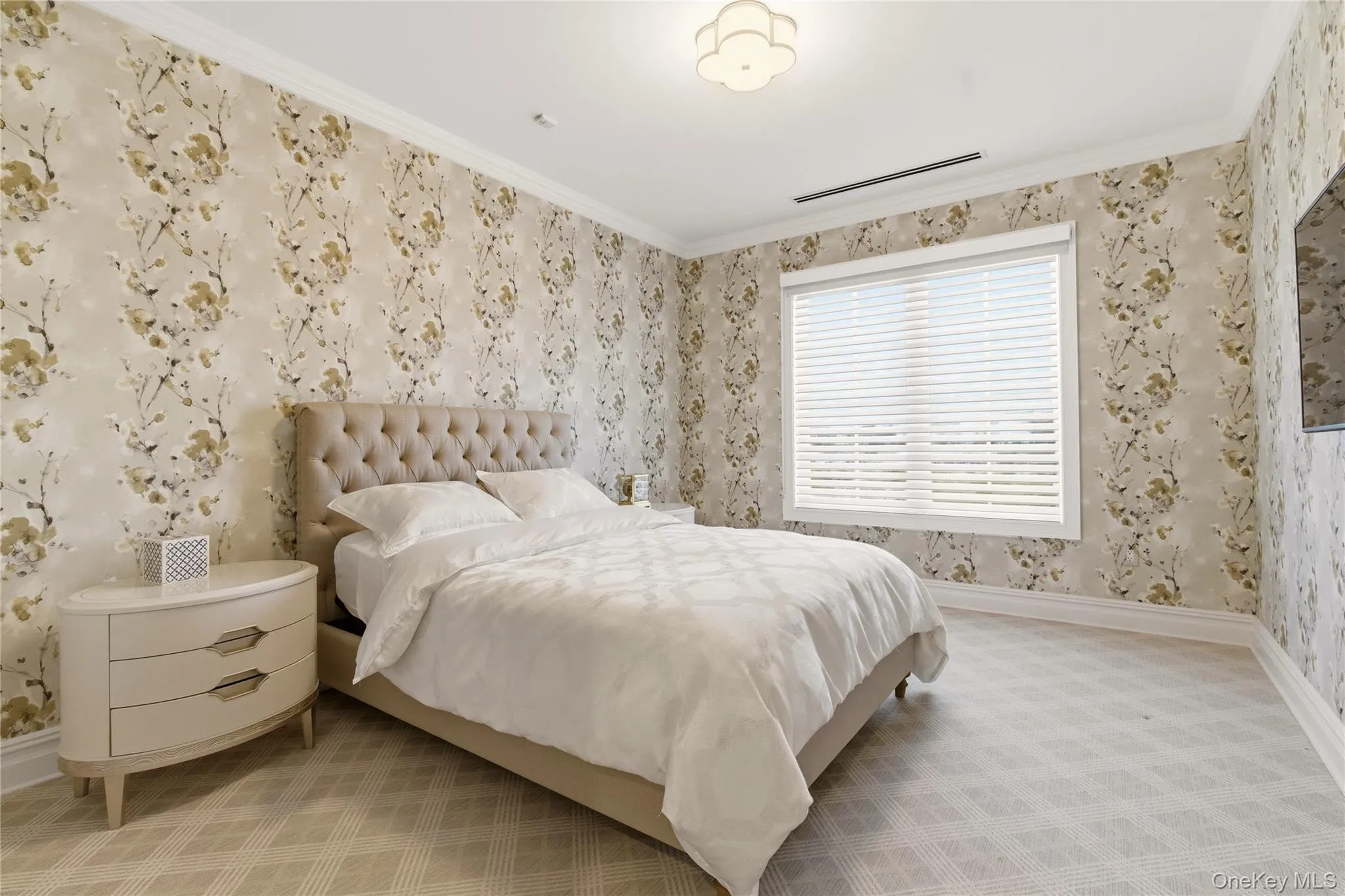 3000 Royal Court, North Hempstead, NY, 2 Bedrooms Bedrooms, 6 Rooms Rooms,2 BathroomsBathrooms,Residential,For Rent,Royal,0,982822 3000 Royal Court, North Hempstead, NY, 2 Bedrooms Bedrooms, 6 Rooms Rooms,2 BathroomsBathrooms,Residential,For Rent,Royal,0,982822