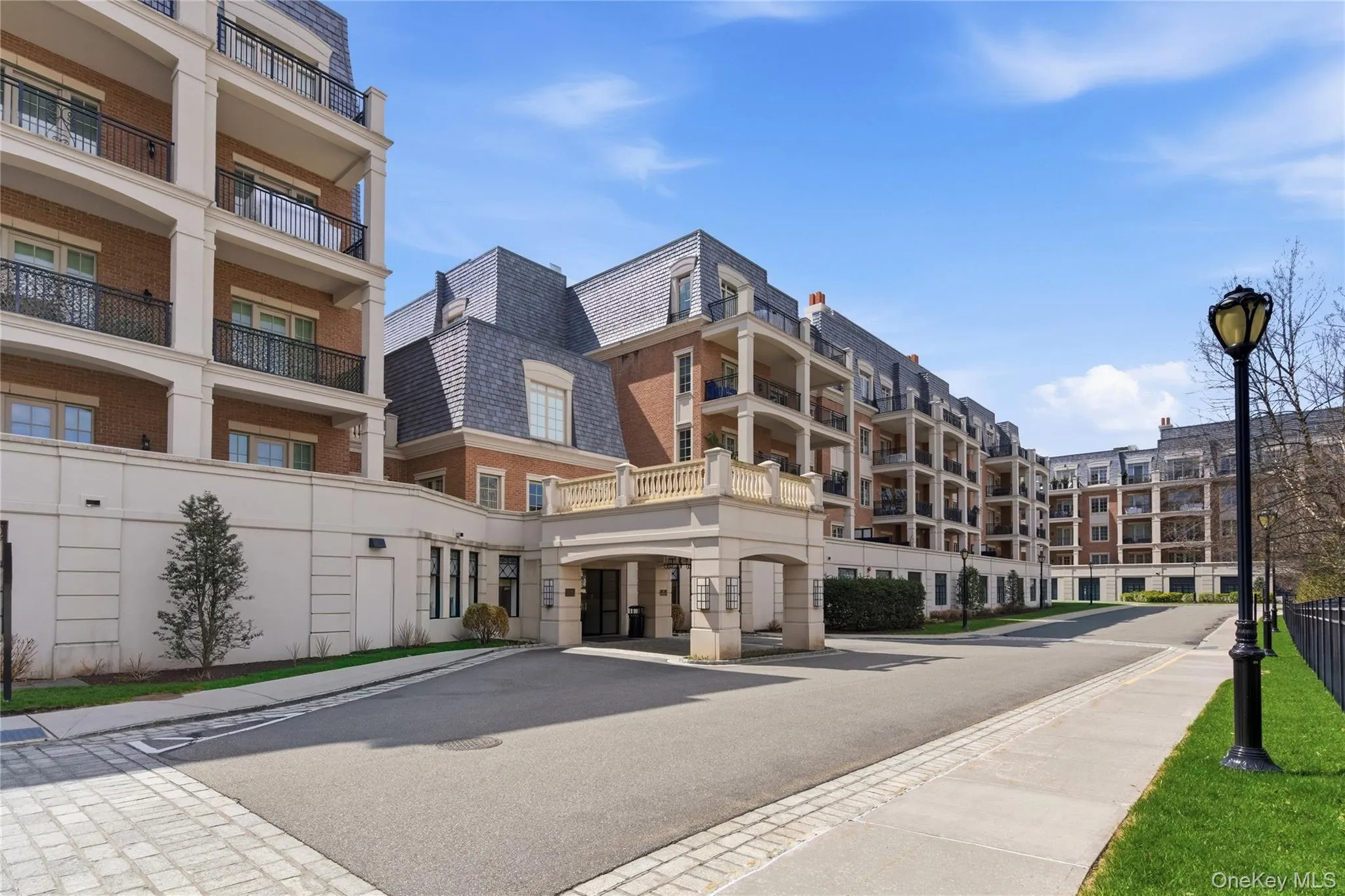 3000 Royal Court, North Hempstead, NY, 2 Bedrooms Bedrooms, 6 Rooms Rooms,2 BathroomsBathrooms,Residential,For Rent,Royal,0,982822 3000 Royal Court, North Hempstead, NY, 2 Bedrooms Bedrooms, 6 Rooms Rooms,2 BathroomsBathrooms,Residential,For Rent,Royal,0,982822