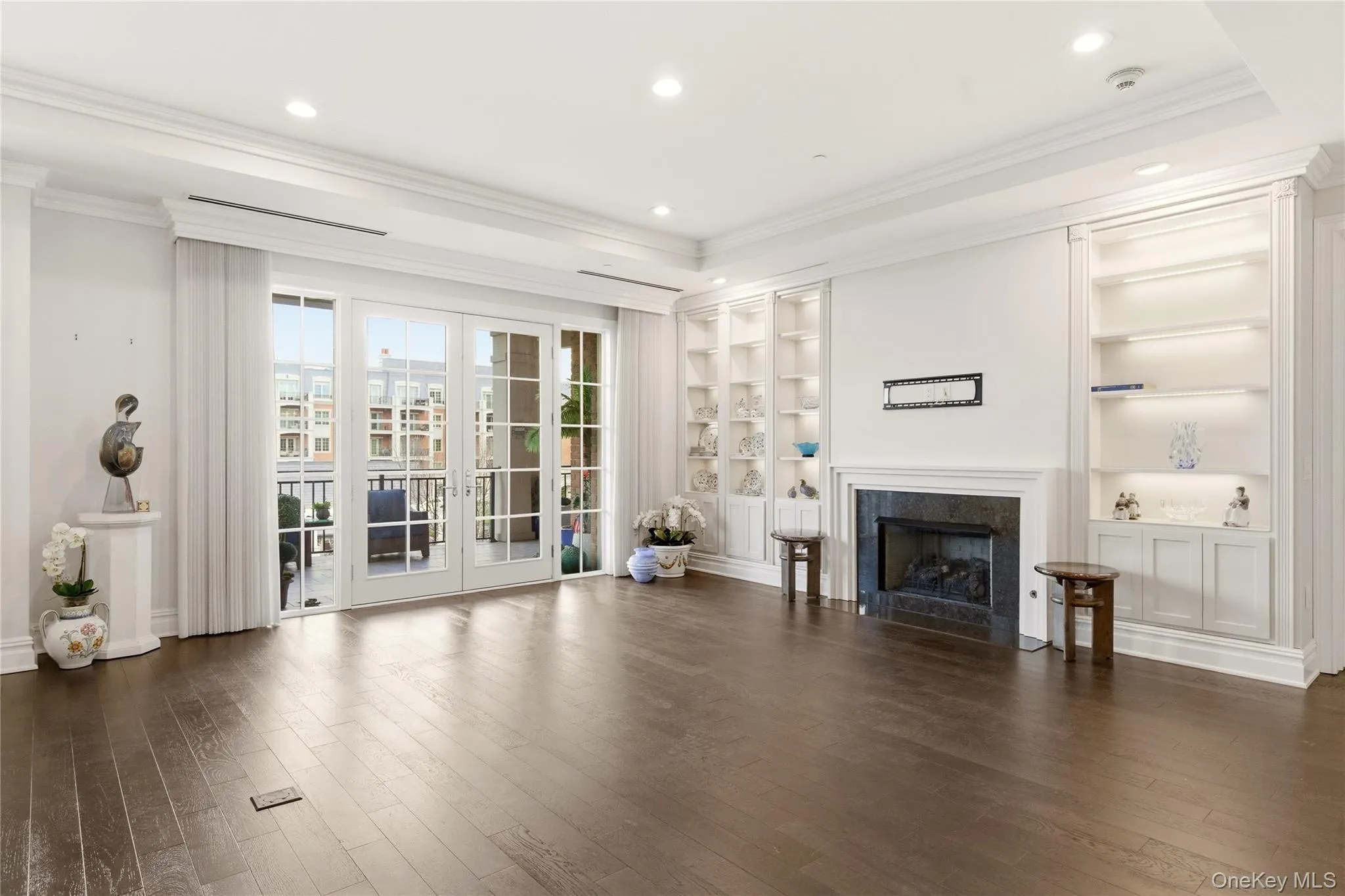 3000 Royal Court, North Hempstead, NY, 2 Bedrooms Bedrooms, 6 Rooms Rooms,2 BathroomsBathrooms,Residential,For Rent,Royal,0,982822 3000 Royal Court, North Hempstead, NY, 2 Bedrooms Bedrooms, 6 Rooms Rooms,2 BathroomsBathrooms,Residential,For Rent,Royal,0,982822