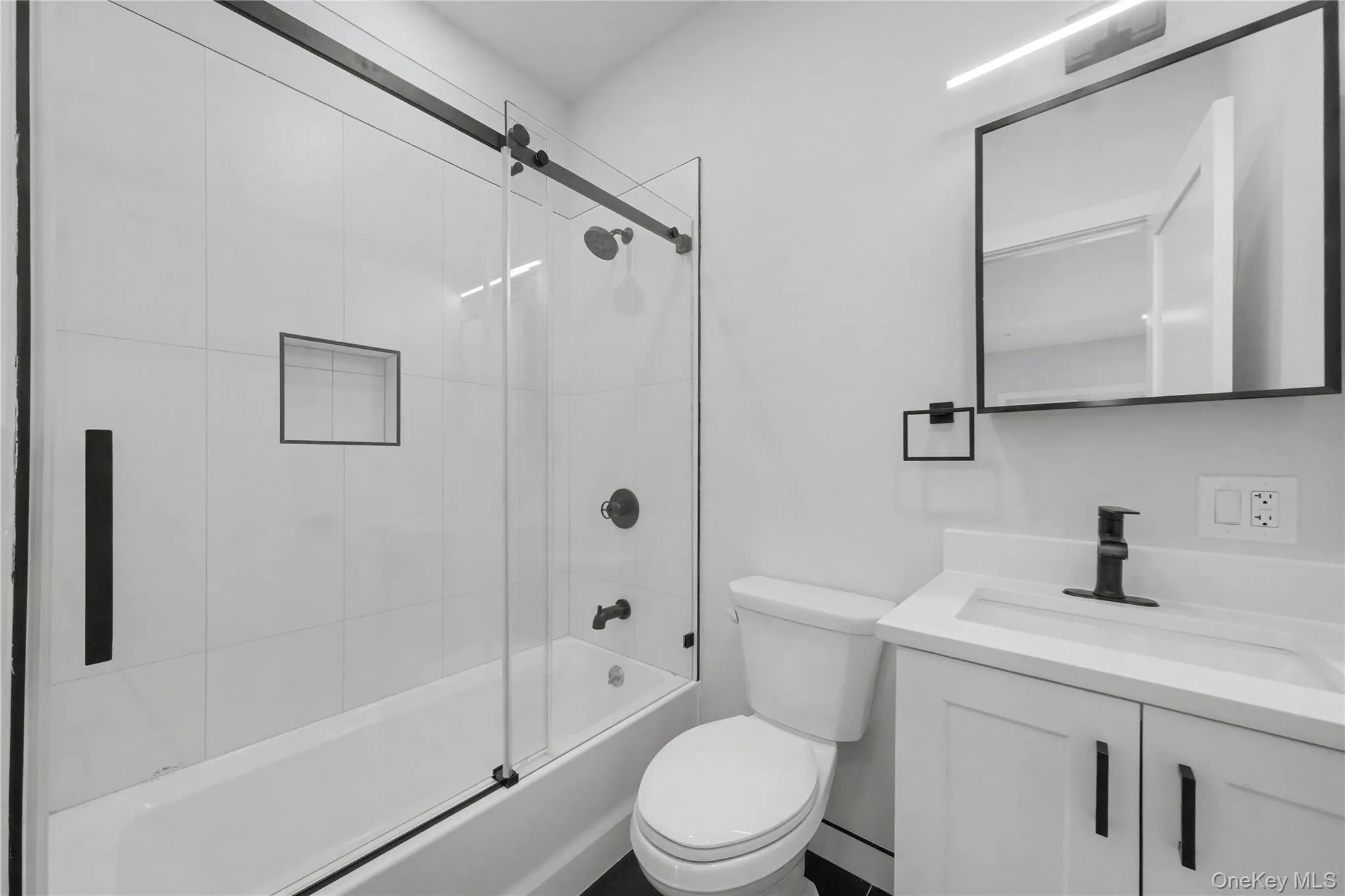 10 Market, Wappinger, NY, 2 Bedrooms Bedrooms, 6 Rooms Rooms,2 BathroomsBathrooms,Residential Lease,For Rent,Market,0,982824 10 Market, Wappinger, NY, 2 Bedrooms Bedrooms, 6 Rooms Rooms,2 BathroomsBathrooms,Residential Lease,For Rent,Market,0,982824