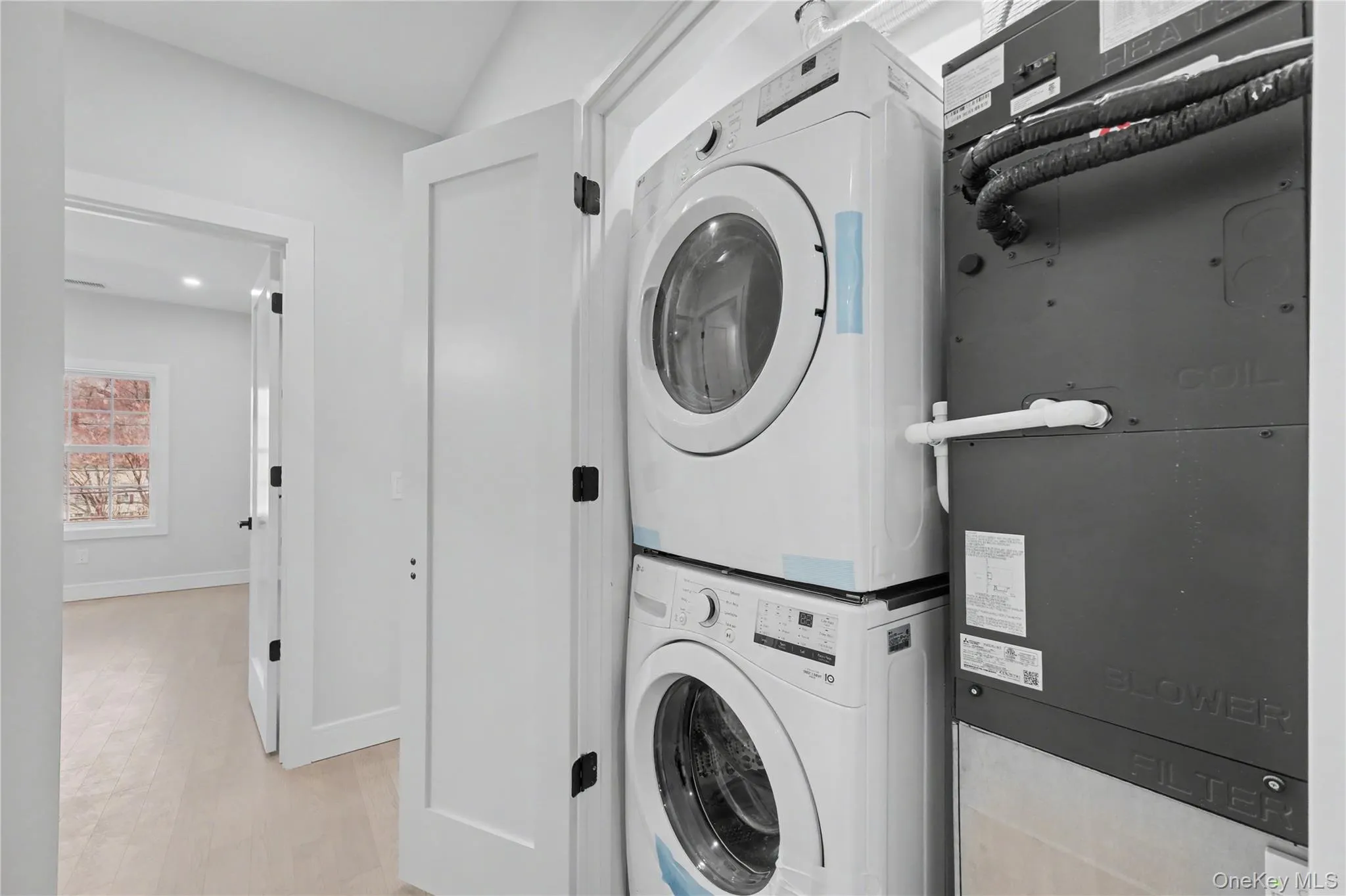 10 Market, Wappinger, NY, 2 Bedrooms Bedrooms, 6 Rooms Rooms,2 BathroomsBathrooms,Residential Lease,For Rent,Market,0,982824 10 Market, Wappinger, NY, 2 Bedrooms Bedrooms, 6 Rooms Rooms,2 BathroomsBathrooms,Residential Lease,For Rent,Market,0,982824