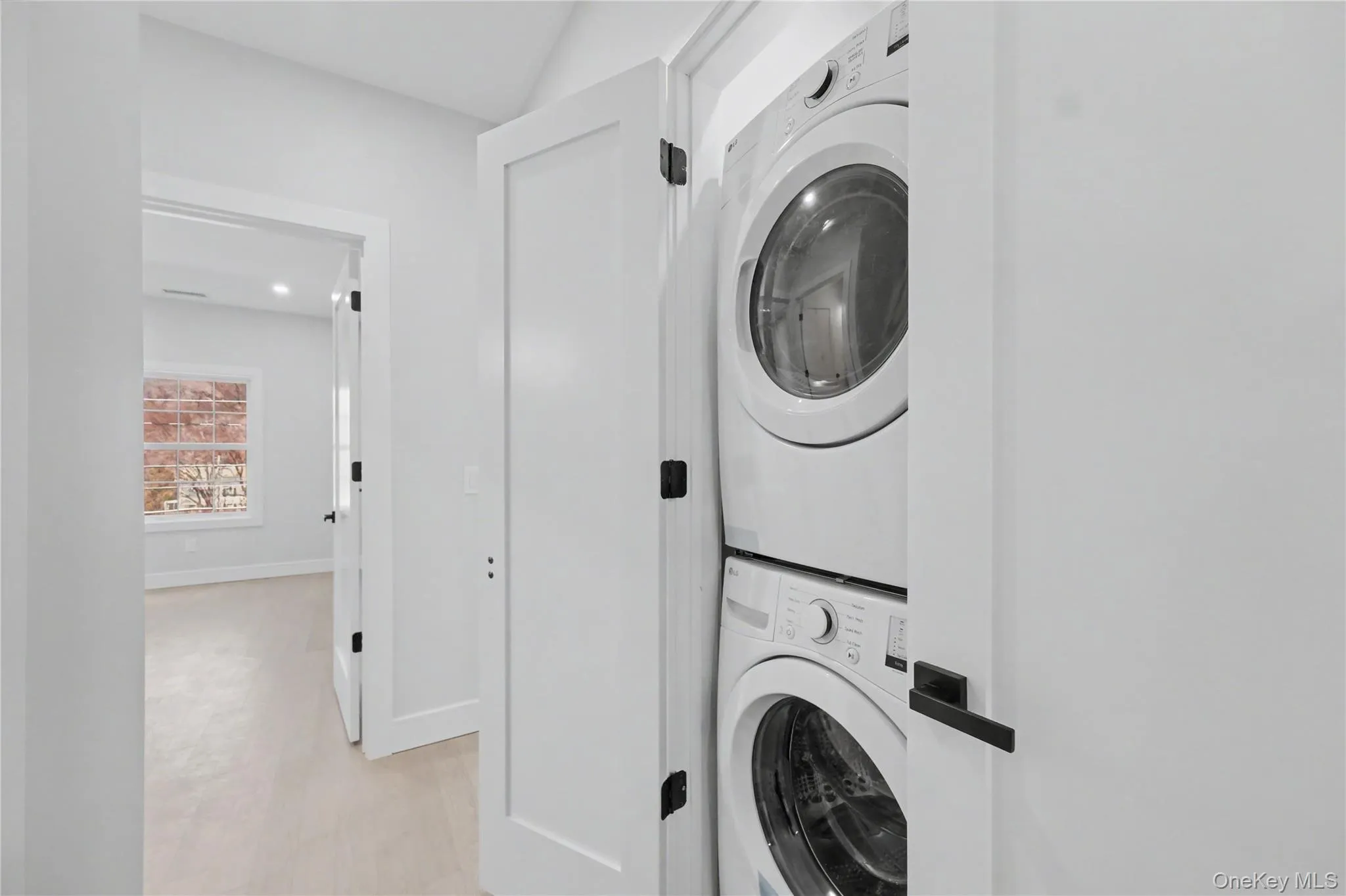 10 Market, Wappinger, NY, 2 Bedrooms Bedrooms, 6 Rooms Rooms,2 BathroomsBathrooms,Residential Lease,For Rent,Market,0,982824 10 Market, Wappinger, NY, 2 Bedrooms Bedrooms, 6 Rooms Rooms,2 BathroomsBathrooms,Residential Lease,For Rent,Market,0,982824