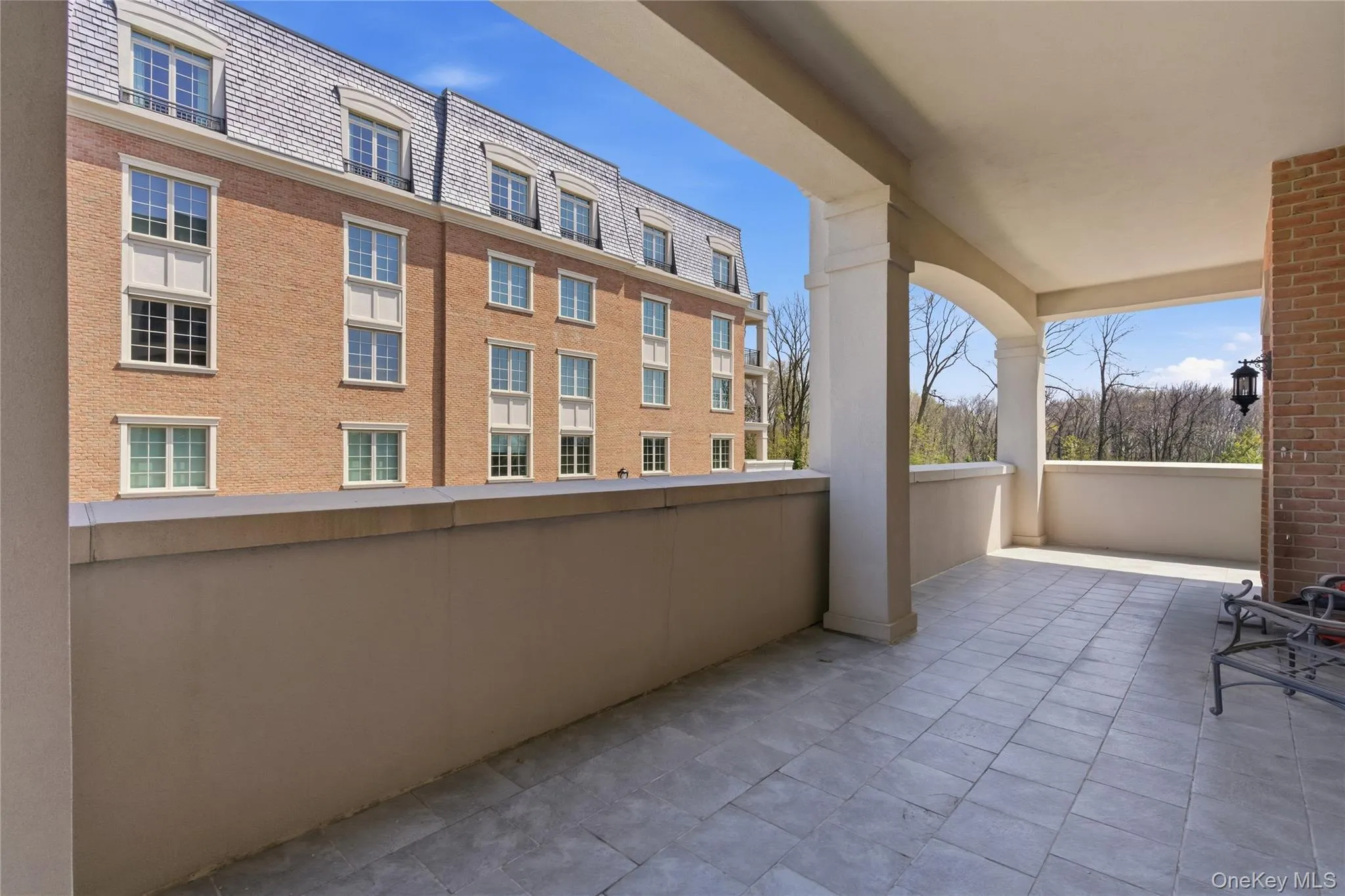 5000 Royal Court, North Hempstead, NY, 2 Bedrooms Bedrooms, 6 Rooms Rooms,2 BathroomsBathrooms,Residential,For Rent,Royal,0,982832 5000 Royal Court, North Hempstead, NY, 2 Bedrooms Bedrooms, 6 Rooms Rooms,2 BathroomsBathrooms,Residential,For Rent,Royal,0,982832