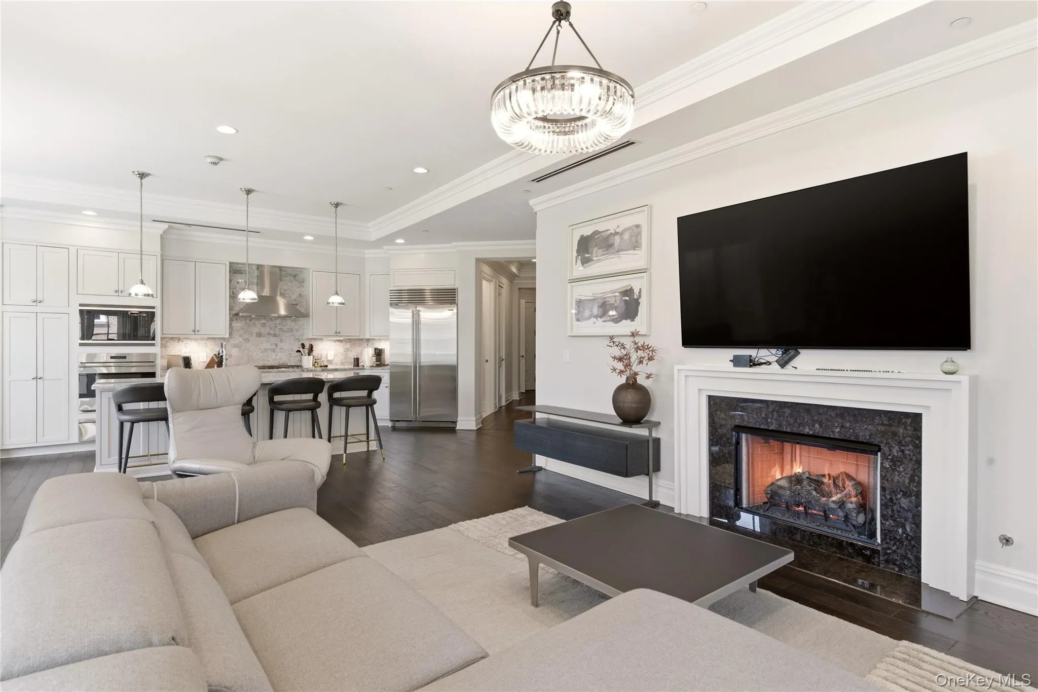5000 Royal Court, North Hempstead, NY, 2 Bedrooms Bedrooms, 6 Rooms Rooms,2 BathroomsBathrooms,Residential,For Rent,Royal,0,982832 5000 Royal Court, North Hempstead, NY, 2 Bedrooms Bedrooms, 6 Rooms Rooms,2 BathroomsBathrooms,Residential,For Rent,Royal,0,982832