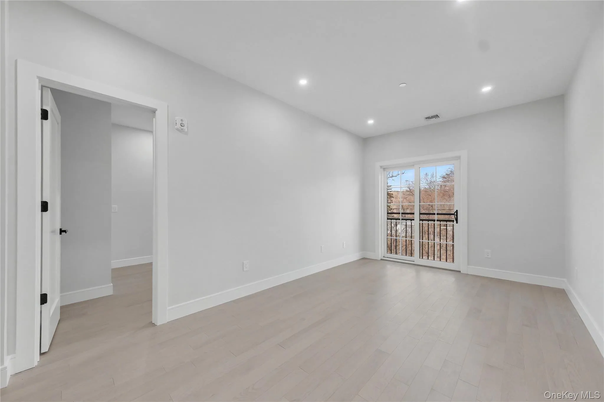 10 Market Street, Wappinger, NY, 1 Bedroom Bedrooms, 4 Rooms Rooms,1 BathroomBathrooms,Residential Lease,For Rent,Market,0,982846 10 Market Street, Wappinger, NY, 1 Bedroom Bedrooms, 4 Rooms Rooms,1 BathroomBathrooms,Residential Lease,For Rent,Market,0,982846