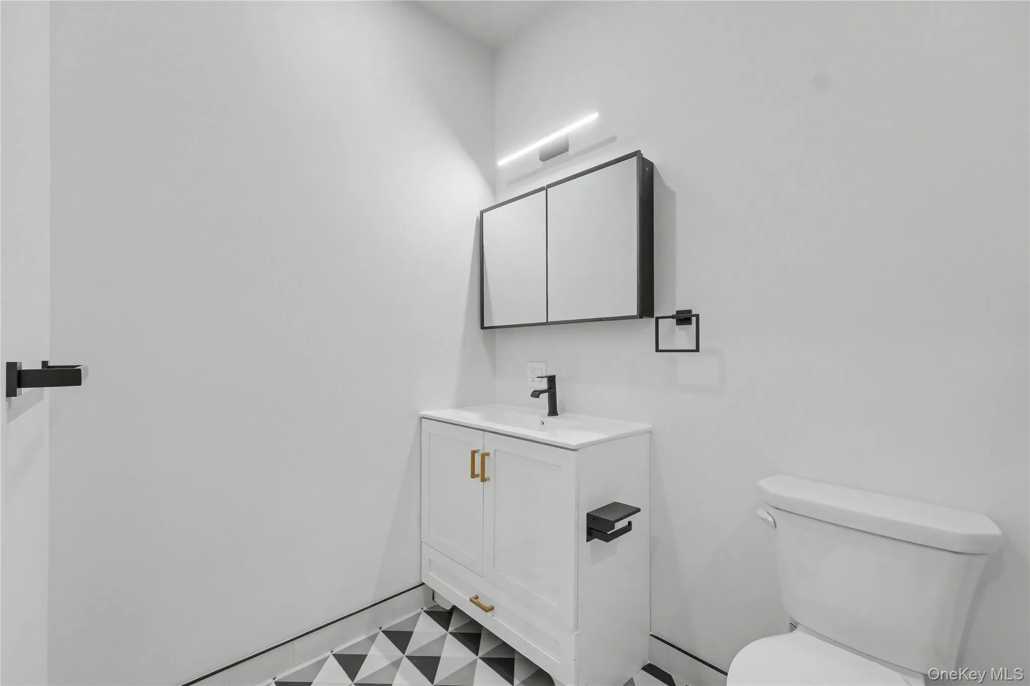 10 Market Street, Wappinger, NY, 1 Bedroom Bedrooms, 4 Rooms Rooms,1 BathroomBathrooms,Residential Lease,For Rent,Market,0,982846 10 Market Street, Wappinger, NY, 1 Bedroom Bedrooms, 4 Rooms Rooms,1 BathroomBathrooms,Residential Lease,For Rent,Market,0,982846