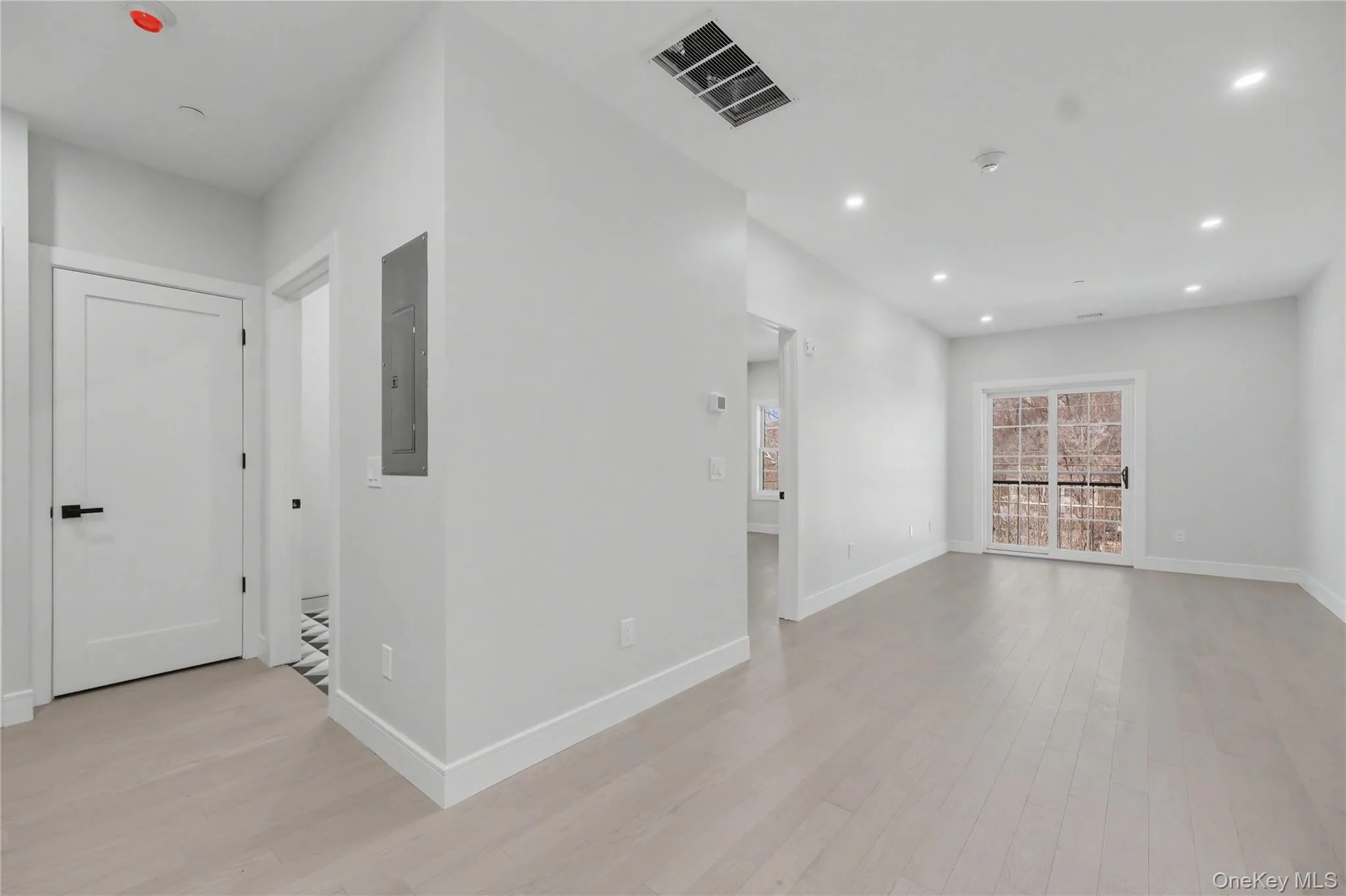 10 Market Street, Wappinger, NY, 1 Bedroom Bedrooms, 4 Rooms Rooms,1 BathroomBathrooms,Residential Lease,For Rent,Market,0,982846 10 Market Street, Wappinger, NY, 1 Bedroom Bedrooms, 4 Rooms Rooms,1 BathroomBathrooms,Residential Lease,For Rent,Market,0,982846