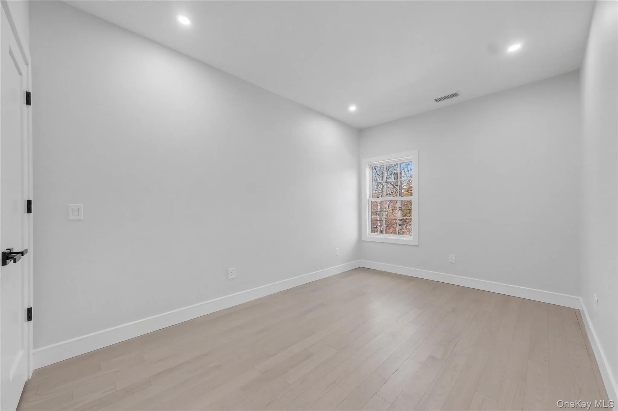 10 Market Street, Wappinger, NY, 1 Bedroom Bedrooms, 4 Rooms Rooms,1 BathroomBathrooms,Residential Lease,For Rent,Market,0,982846 10 Market Street, Wappinger, NY, 1 Bedroom Bedrooms, 4 Rooms Rooms,1 BathroomBathrooms,Residential Lease,For Rent,Market,0,982846