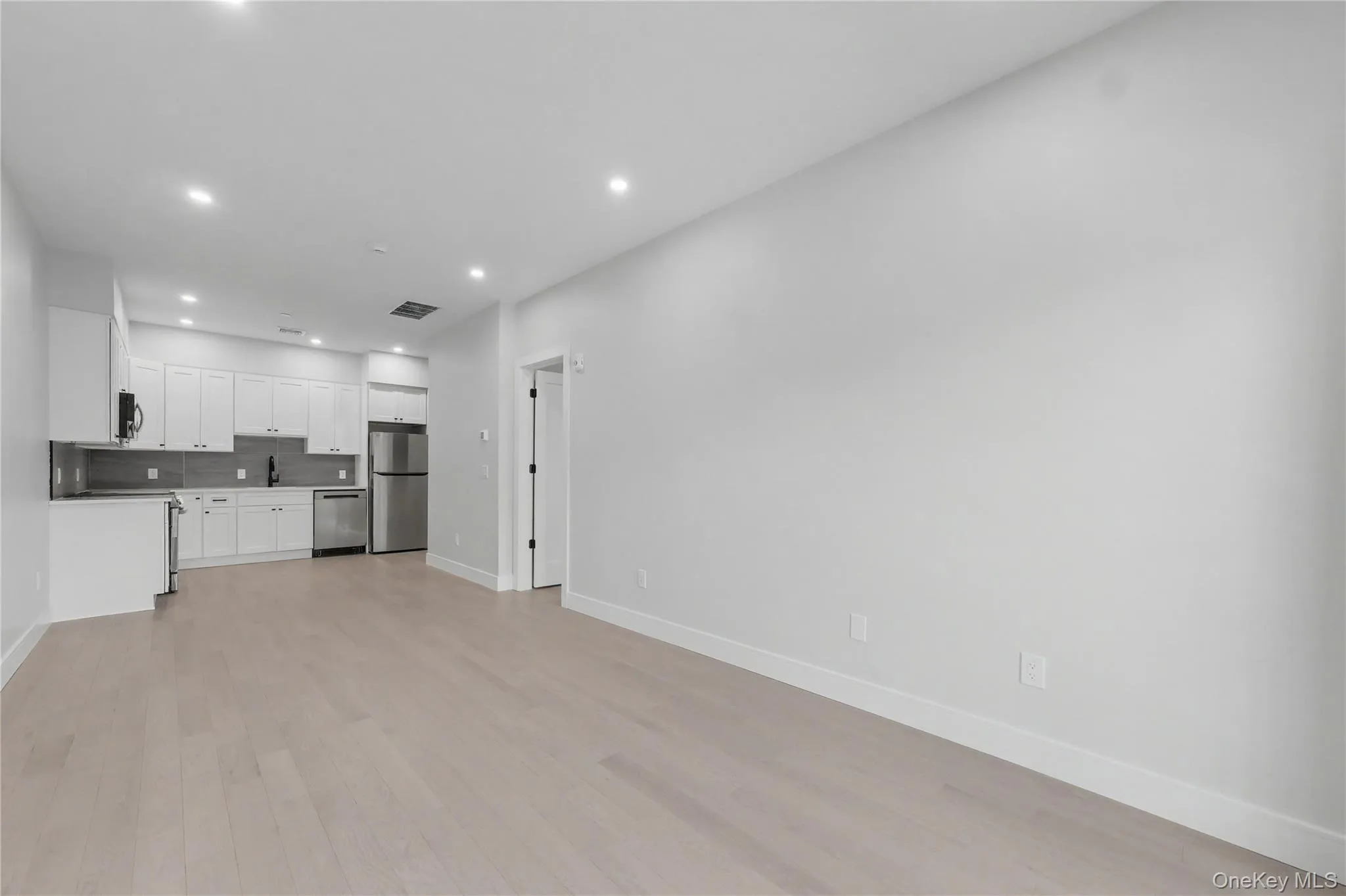 10 Market Street, Wappinger, NY, 1 Bedroom Bedrooms, 4 Rooms Rooms,1 BathroomBathrooms,Residential Lease,For Rent,Market,0,982846 10 Market Street, Wappinger, NY, 1 Bedroom Bedrooms, 4 Rooms Rooms,1 BathroomBathrooms,Residential Lease,For Rent,Market,0,982846