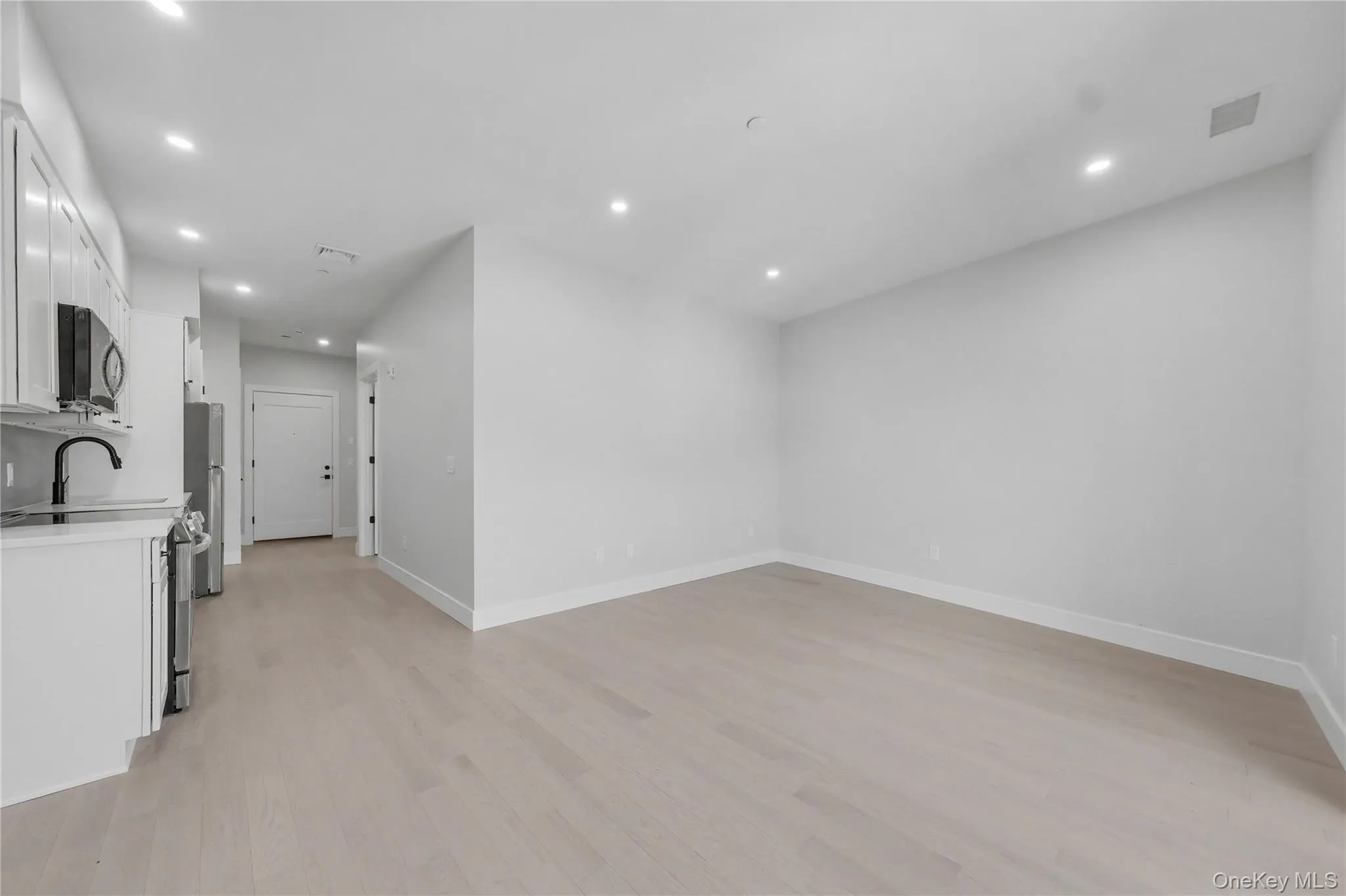 10 Market, Wappinger, NY, 1 Bedroom Bedrooms, 4 Rooms Rooms,1 BathroomBathrooms,Residential Lease,For Rent,Market,0,982860 10 Market, Wappinger, NY, 1 Bedroom Bedrooms, 4 Rooms Rooms,1 BathroomBathrooms,Residential Lease,For Rent,Market,0,982860