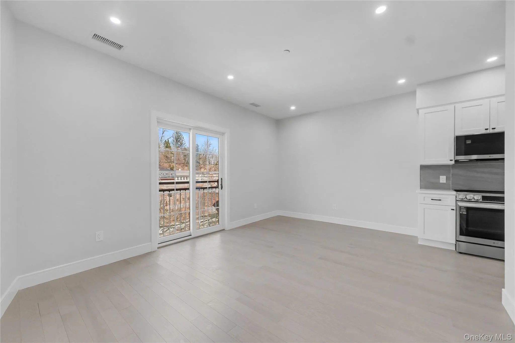 10 Market, Wappinger, NY, 1 Bedroom Bedrooms, 4 Rooms Rooms,1 BathroomBathrooms,Residential Lease,For Rent,Market,0,982860 10 Market, Wappinger, NY, 1 Bedroom Bedrooms, 4 Rooms Rooms,1 BathroomBathrooms,Residential Lease,For Rent,Market,0,982860