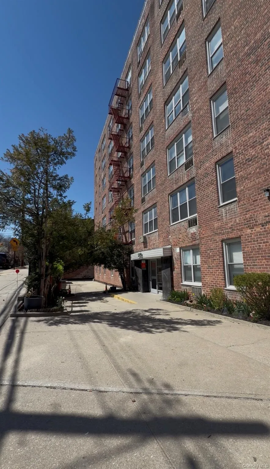 5715 Mosholu Avenue, New York, NY, 1 Bedroom Bedrooms, 4 Rooms Rooms,1 BathroomBathrooms,Residential Sale,For Rent,Mosholu,0,982866 5715 Mosholu Avenue, New York, NY, 1 Bedroom Bedrooms, 4 Rooms Rooms,1 BathroomBathrooms,Residential Sale,For Rent,Mosholu,0,982866