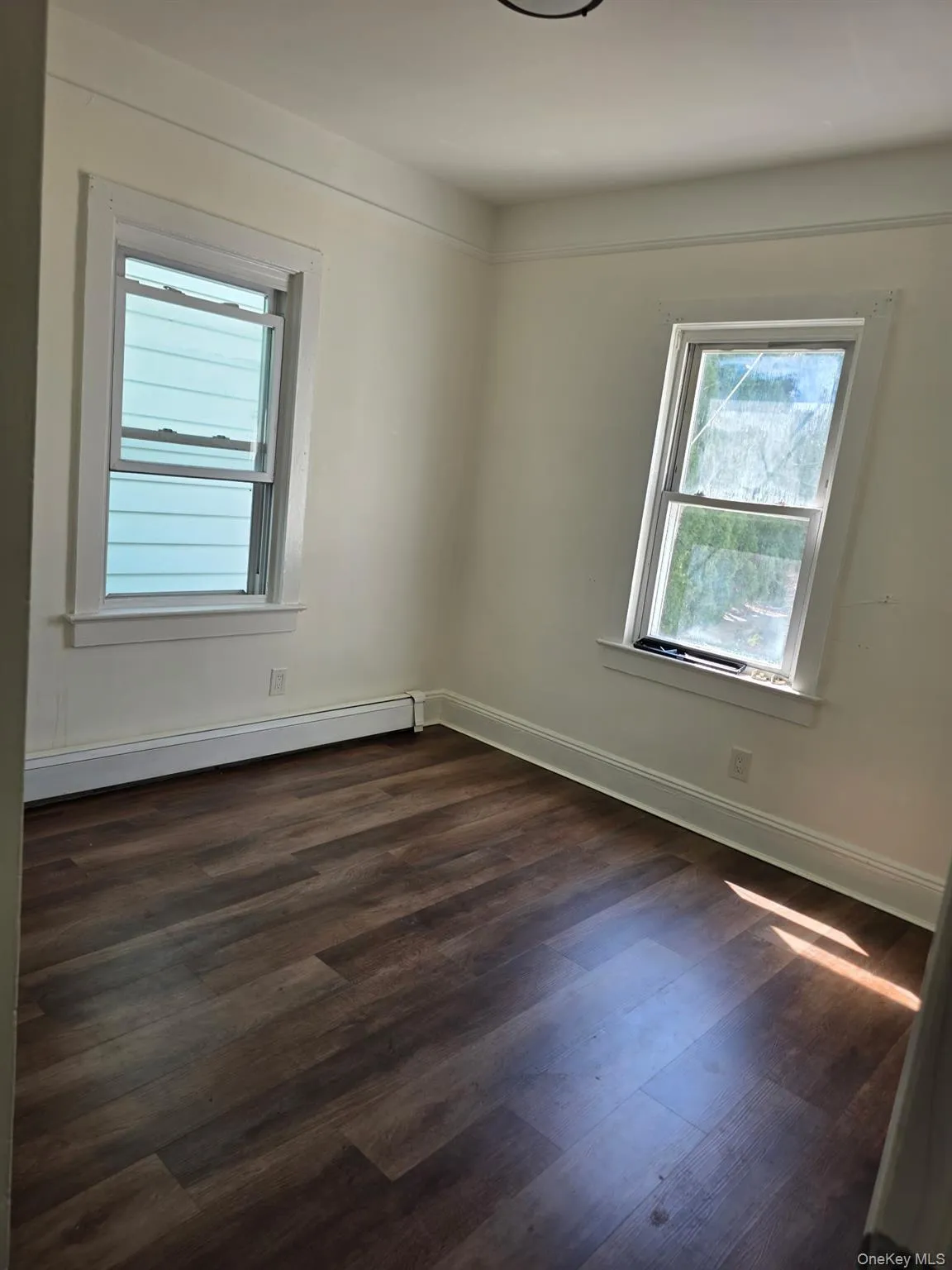 40 Parsons Street, Yonkers, NY, 2 Bedrooms Bedrooms, 6 Rooms Rooms,1 BathroomBathrooms,Residential Lease,For Rent,Parsons,0,982889 40 Parsons Street, Yonkers, NY, 2 Bedrooms Bedrooms, 6 Rooms Rooms,1 BathroomBathrooms,Residential Lease,For Rent,Parsons,0,982889