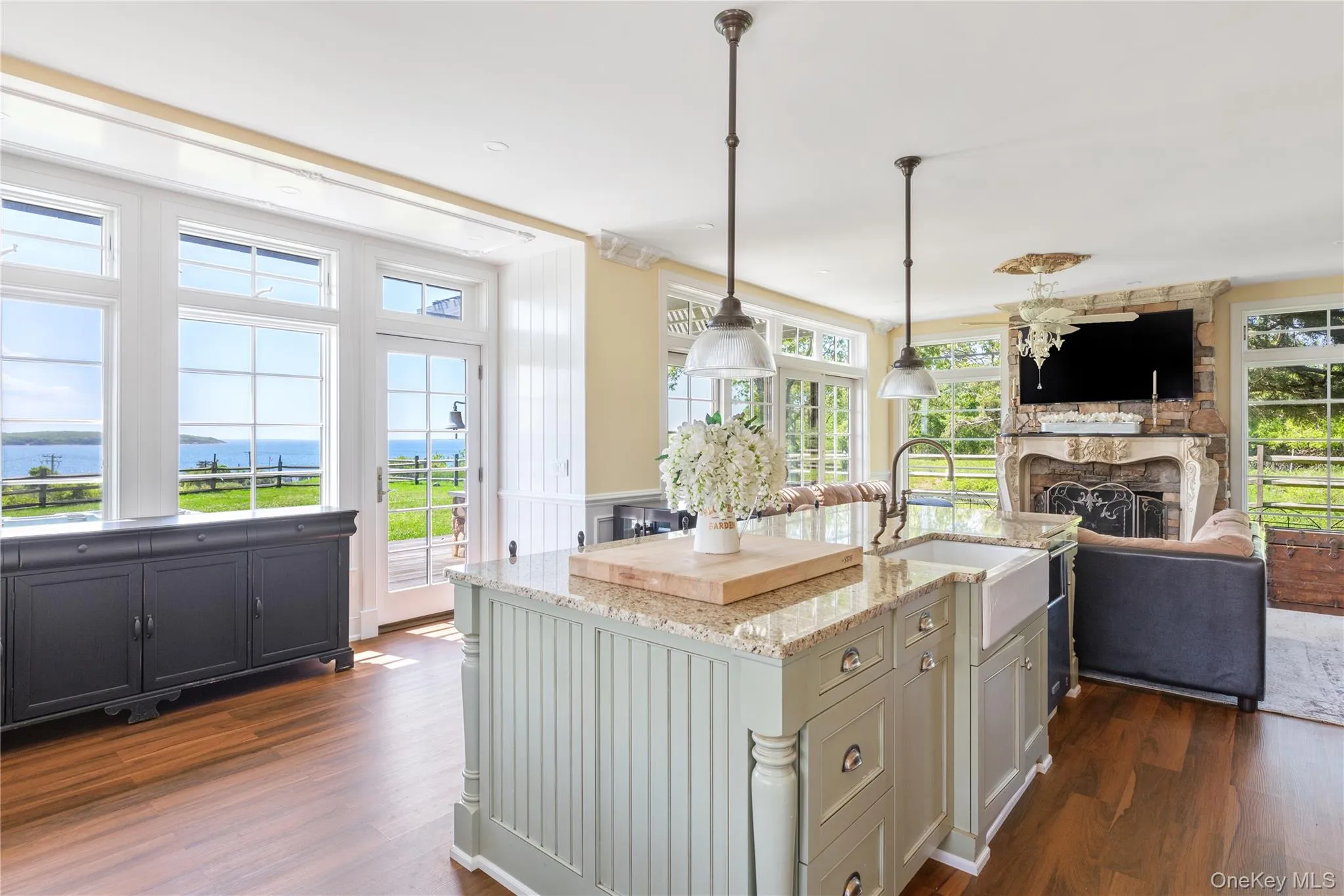 15 Edgemere Street, East Hampton, NY, 4 Bedrooms Bedrooms, 7 Rooms Rooms,4 BathroomsBathrooms,Residential,For Rent,Edgemere,0,982906 15 Edgemere Street, East Hampton, NY, 4 Bedrooms Bedrooms, 7 Rooms Rooms,4 BathroomsBathrooms,Residential,For Rent,Edgemere,0,982906