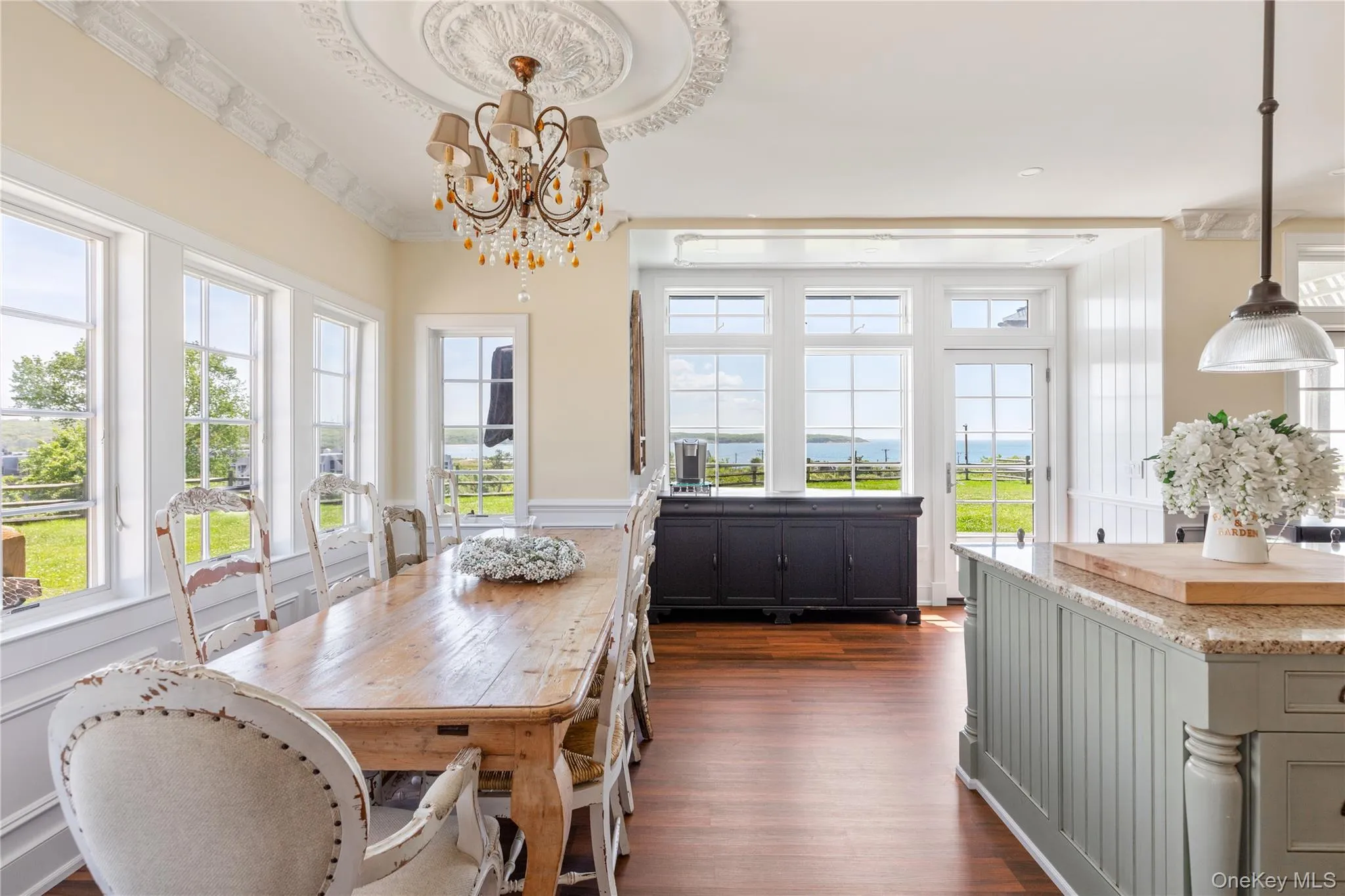 15 Edgemere Street, East Hampton, NY, 4 Bedrooms Bedrooms, 7 Rooms Rooms,4 BathroomsBathrooms,Residential,For Rent,Edgemere,0,982906 15 Edgemere Street, East Hampton, NY, 4 Bedrooms Bedrooms, 7 Rooms Rooms,4 BathroomsBathrooms,Residential,For Rent,Edgemere,0,982906