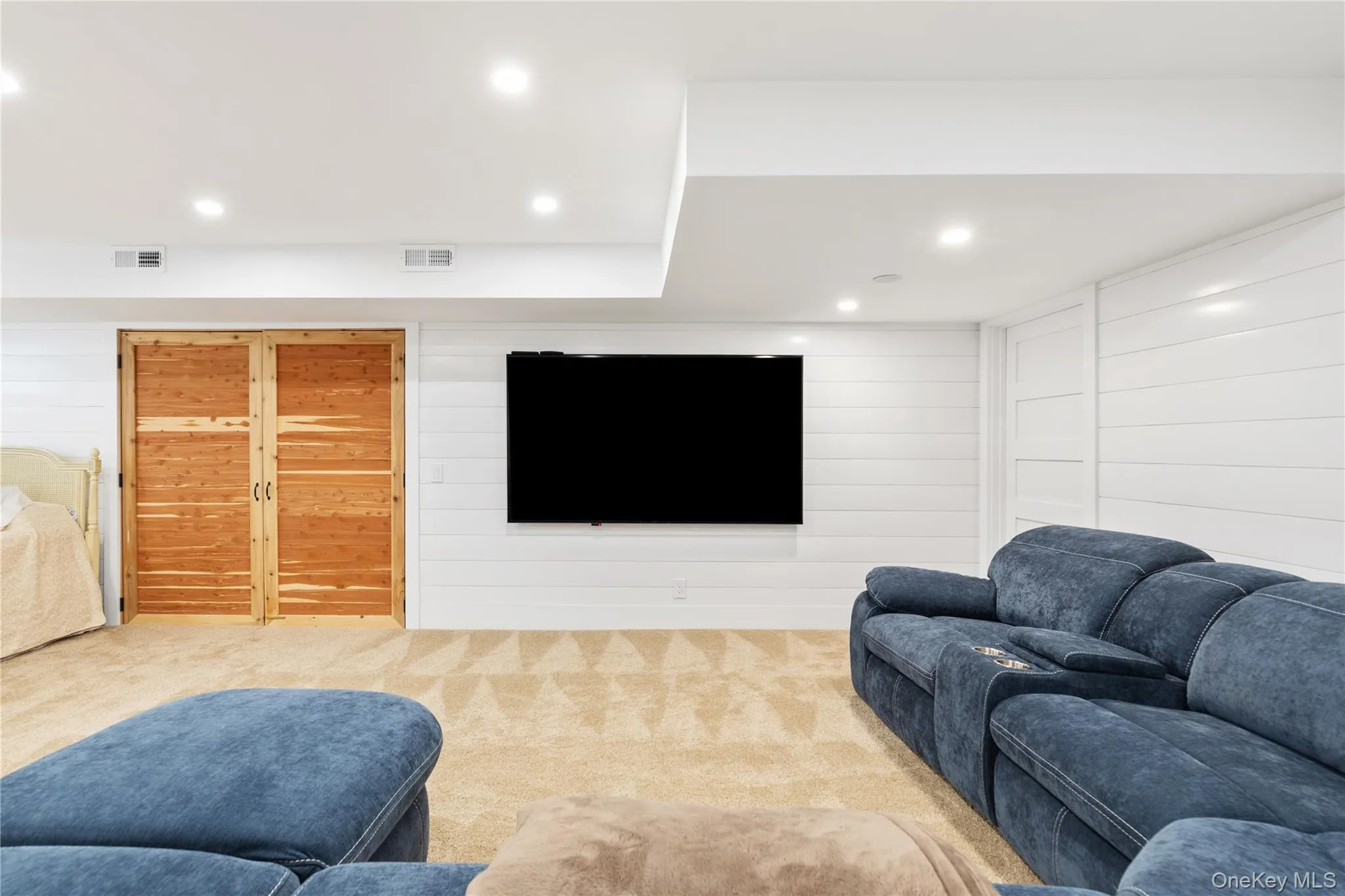 15 Edgemere Street, East Hampton, NY, 4 Bedrooms Bedrooms, 7 Rooms Rooms,4 BathroomsBathrooms,Residential,For Rent,Edgemere,0,982906 15 Edgemere Street, East Hampton, NY, 4 Bedrooms Bedrooms, 7 Rooms Rooms,4 BathroomsBathrooms,Residential,For Rent,Edgemere,0,982906
