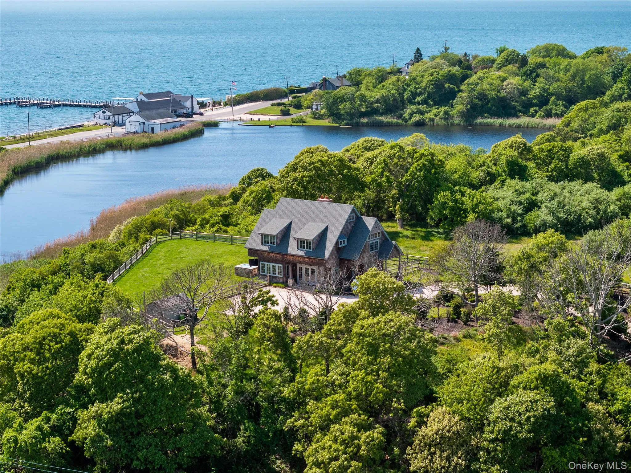 15 Edgemere Street, East Hampton, NY, 4 Bedrooms Bedrooms, 7 Rooms Rooms,4 BathroomsBathrooms,Residential,For Rent,Edgemere,0,982906 15 Edgemere Street, East Hampton, NY, 4 Bedrooms Bedrooms, 7 Rooms Rooms,4 BathroomsBathrooms,Residential,For Rent,Edgemere,0,982906