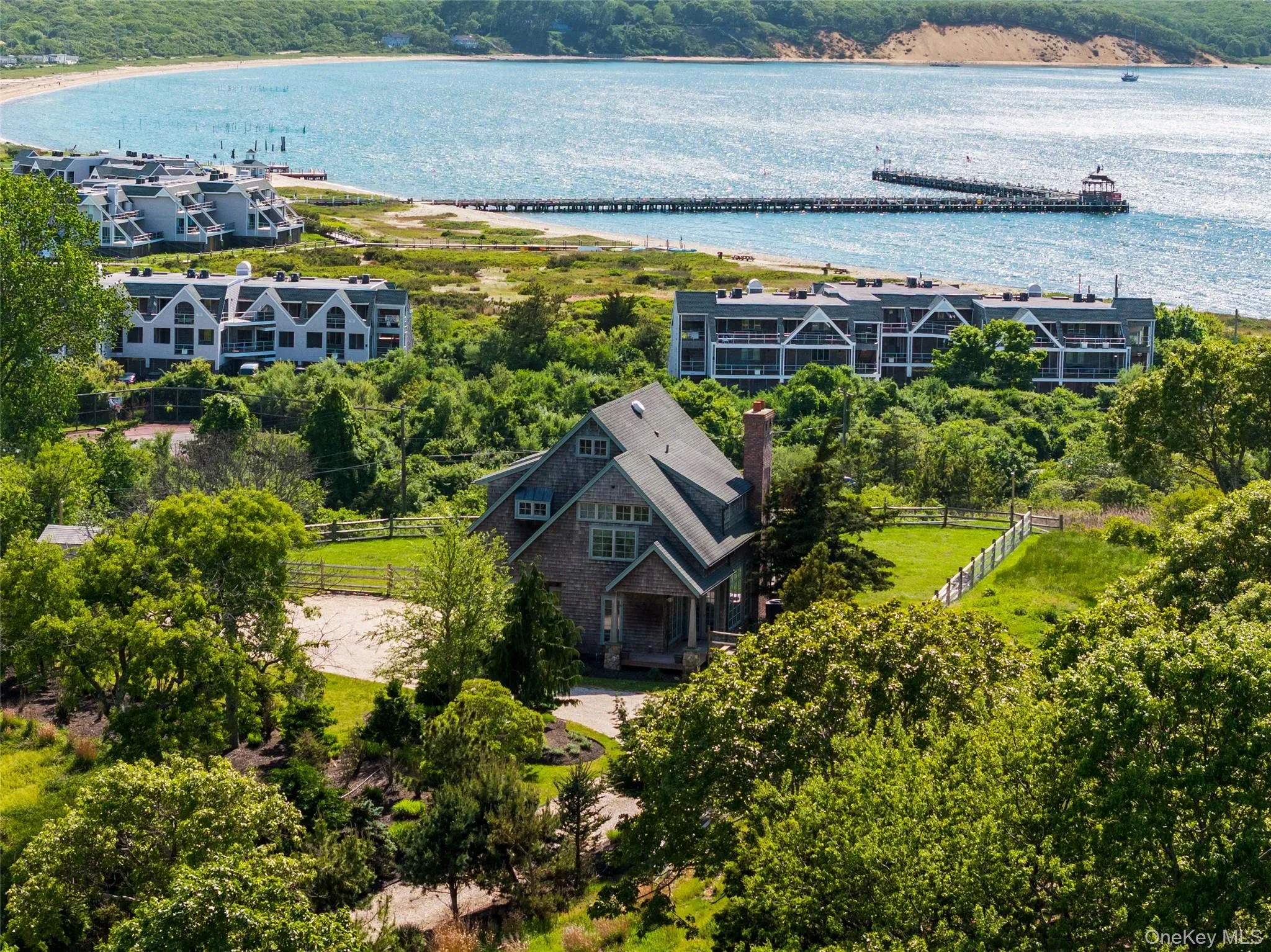 15 Edgemere Street, East Hampton, NY, 4 Bedrooms Bedrooms, 7 Rooms Rooms,4 BathroomsBathrooms,Residential,For Rent,Edgemere,0,982906 15 Edgemere Street, East Hampton, NY, 4 Bedrooms Bedrooms, 7 Rooms Rooms,4 BathroomsBathrooms,Residential,For Rent,Edgemere,0,982906