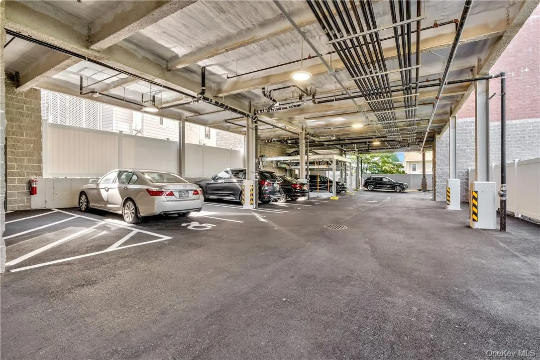 Private garage spot $200 a month Private garage spot $200 a month