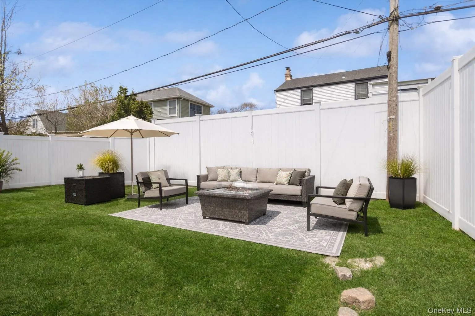 Staged Photo Backyard Staged Photo Backyard