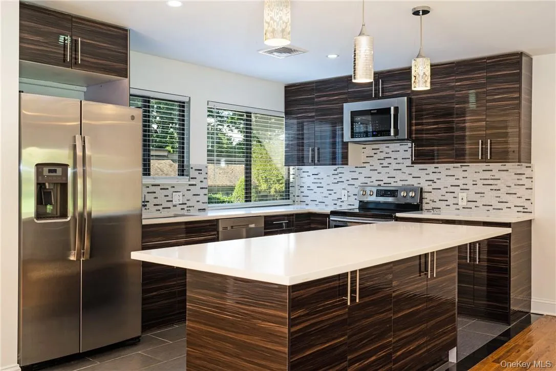 Center Island With Room For Breakfast Bar Stools Center Island With Room For Breakfast Bar Stools