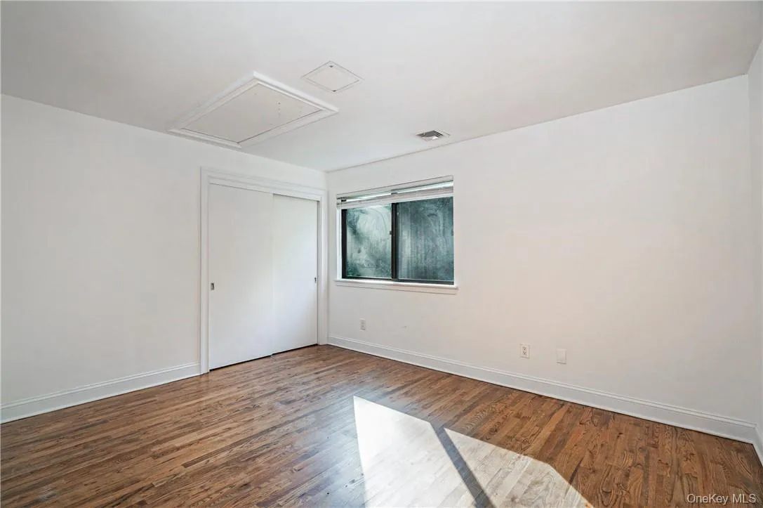 2nd Bedroom 2nd Bedroom