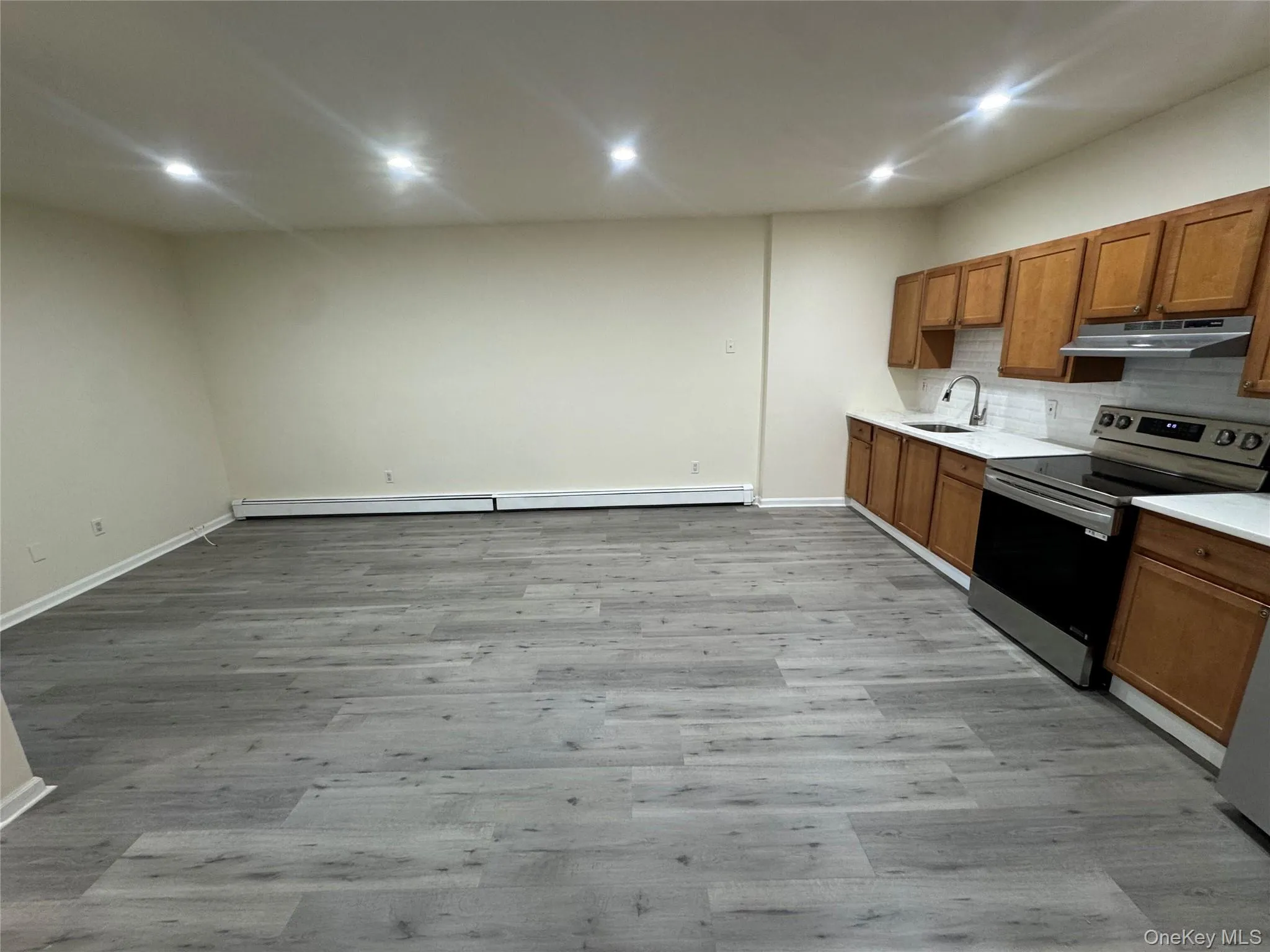 167 Main Street, Beacon, NY, 2 Bedrooms Bedrooms, 5 Rooms Rooms,1 BathroomBathrooms,Residential Lease,For Rent,Main,0,982933 167 Main Street, Beacon, NY, 2 Bedrooms Bedrooms, 5 Rooms Rooms,1 BathroomBathrooms,Residential Lease,For Rent,Main,0,982933