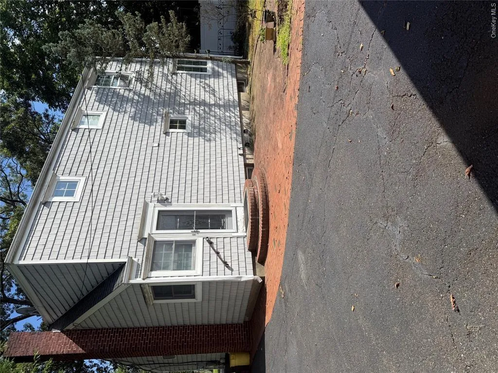 35 Midwood Avenue, Oyster Bay, NY, 2 Bedrooms Bedrooms, 4 Rooms Rooms,1 BathroomBathrooms,Residential Lease,For Rent,Midwood,0,982942 35 Midwood Avenue, Oyster Bay, NY, 2 Bedrooms Bedrooms, 4 Rooms Rooms,1 BathroomBathrooms,Residential Lease,For Rent,Midwood,0,982942