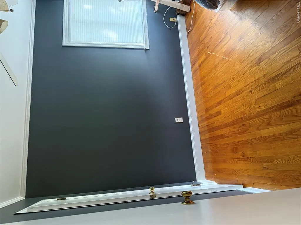 35 Midwood Avenue, Oyster Bay, NY, 2 Bedrooms Bedrooms, 4 Rooms Rooms,1 BathroomBathrooms,Residential Lease,For Rent,Midwood,0,982942 35 Midwood Avenue, Oyster Bay, NY, 2 Bedrooms Bedrooms, 4 Rooms Rooms,1 BathroomBathrooms,Residential Lease,For Rent,Midwood,0,982942