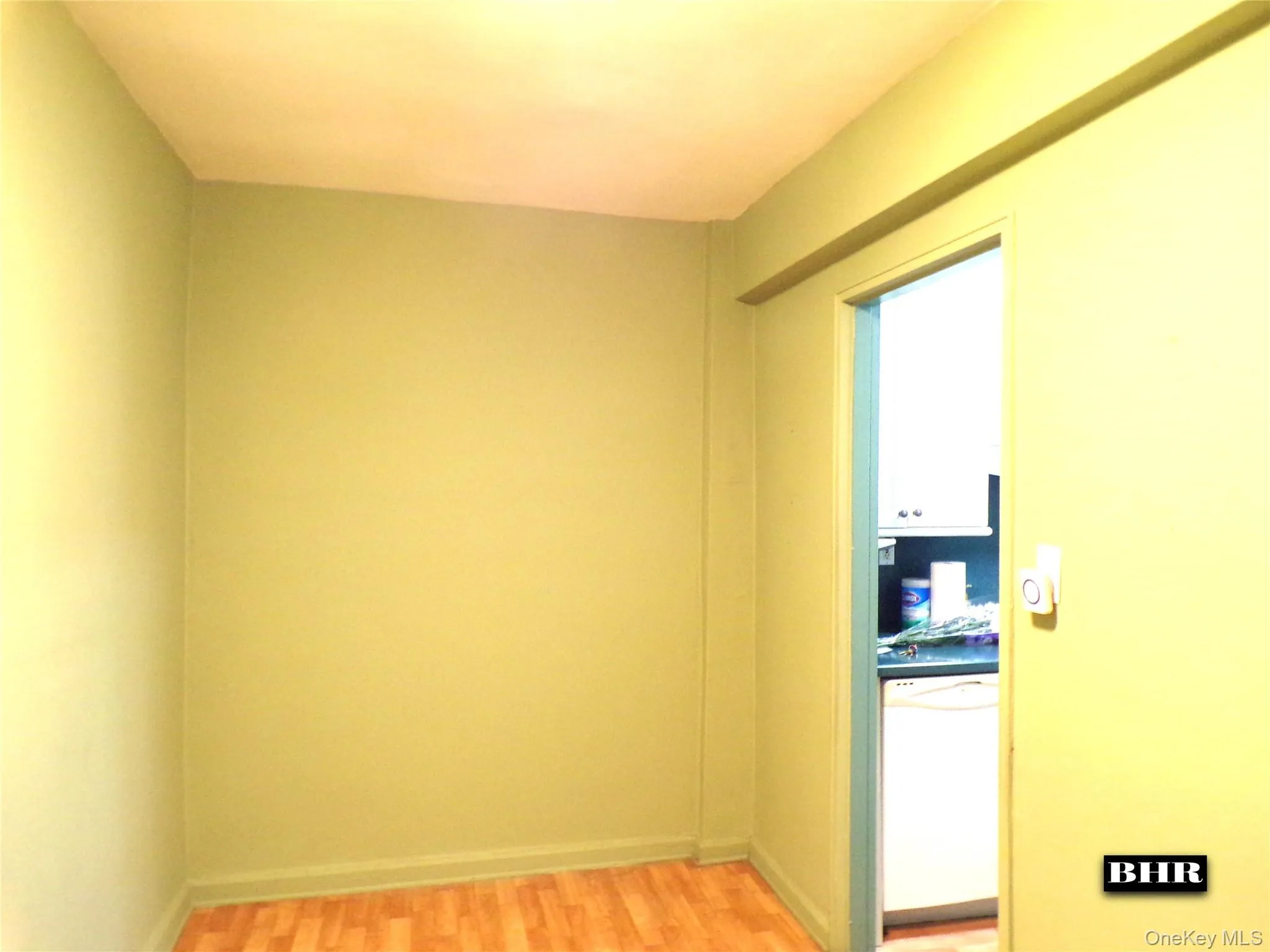 2265 Gerritsen Avenue, New York, NY, 1 Bedroom Bedrooms, 4 Rooms Rooms,1 BathroomBathrooms,Residential,For Rent,Gerritsen,0,982975 2265 Gerritsen Avenue, New York, NY, 1 Bedroom Bedrooms, 4 Rooms Rooms,1 BathroomBathrooms,Residential,For Rent,Gerritsen,0,982975