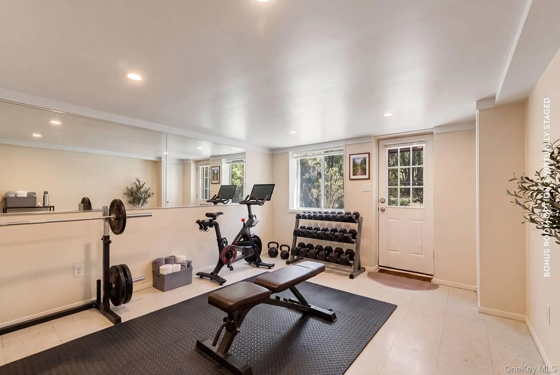 76 Island View Drive, Southampton, NY, 4 Bedrooms Bedrooms, 6 Rooms Rooms,4 BathroomsBathrooms,Residential,For Rent,Island View,0,982978 76 Island View Drive, Southampton, NY, 4 Bedrooms Bedrooms, 6 Rooms Rooms,4 BathroomsBathrooms,Residential,For Rent,Island View,0,982978