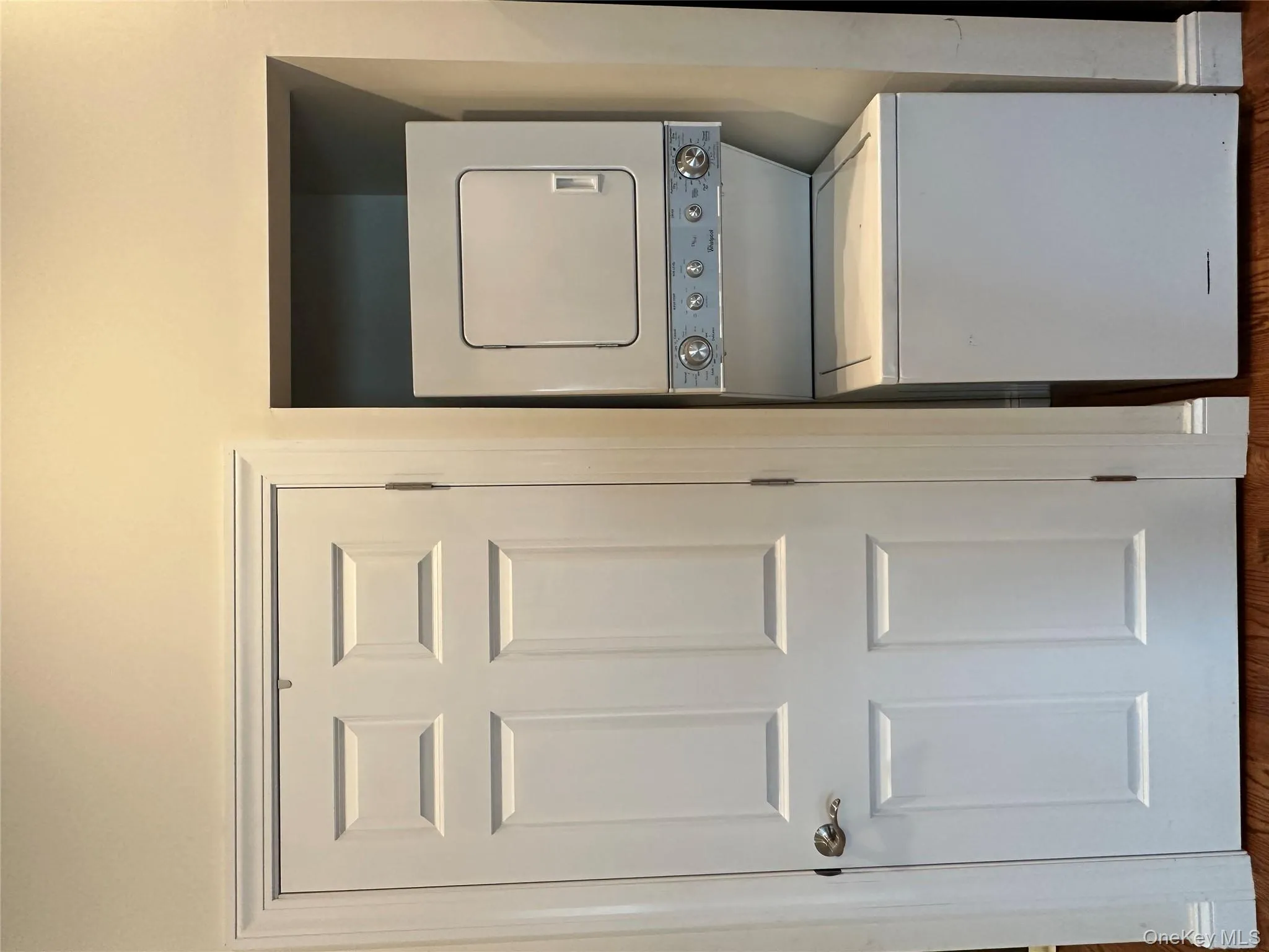 157 Post Avenue, North Hempstead, NY, 1 Bedroom Bedrooms, 5 Rooms Rooms,1 BathroomBathrooms,Residential Lease,For Rent,Post,0,982982 157 Post Avenue, North Hempstead, NY, 1 Bedroom Bedrooms, 5 Rooms Rooms,1 BathroomBathrooms,Residential Lease,For Rent,Post,0,982982