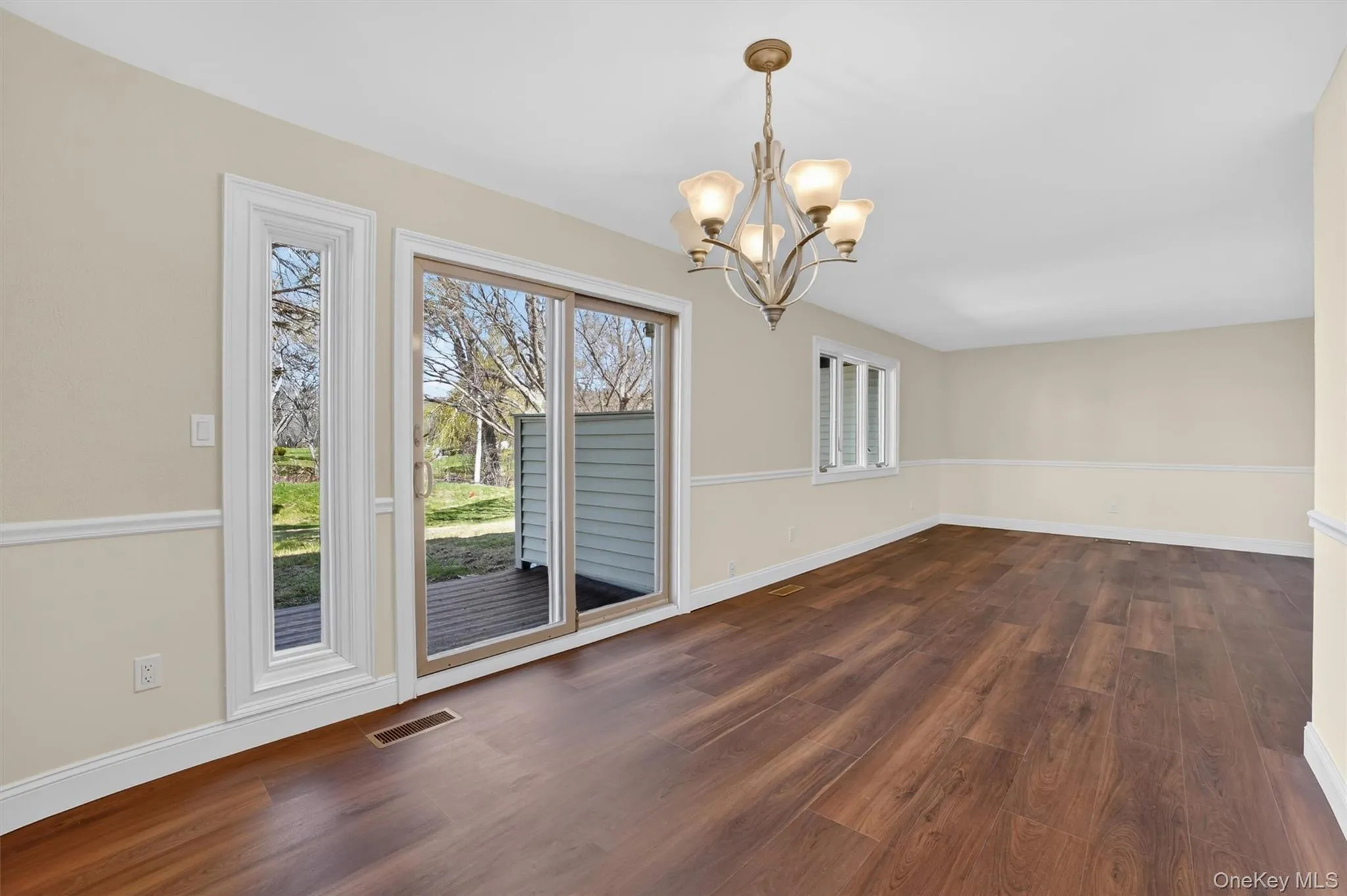 51 Jefferson Oval, Yorktown, NY, 2 Bedrooms Bedrooms, 7 Rooms Rooms,2 BathroomsBathrooms,Residential,For Rent,Jefferson,0,982984 51 Jefferson Oval, Yorktown, NY, 2 Bedrooms Bedrooms, 7 Rooms Rooms,2 BathroomsBathrooms,Residential,For Rent,Jefferson,0,982984