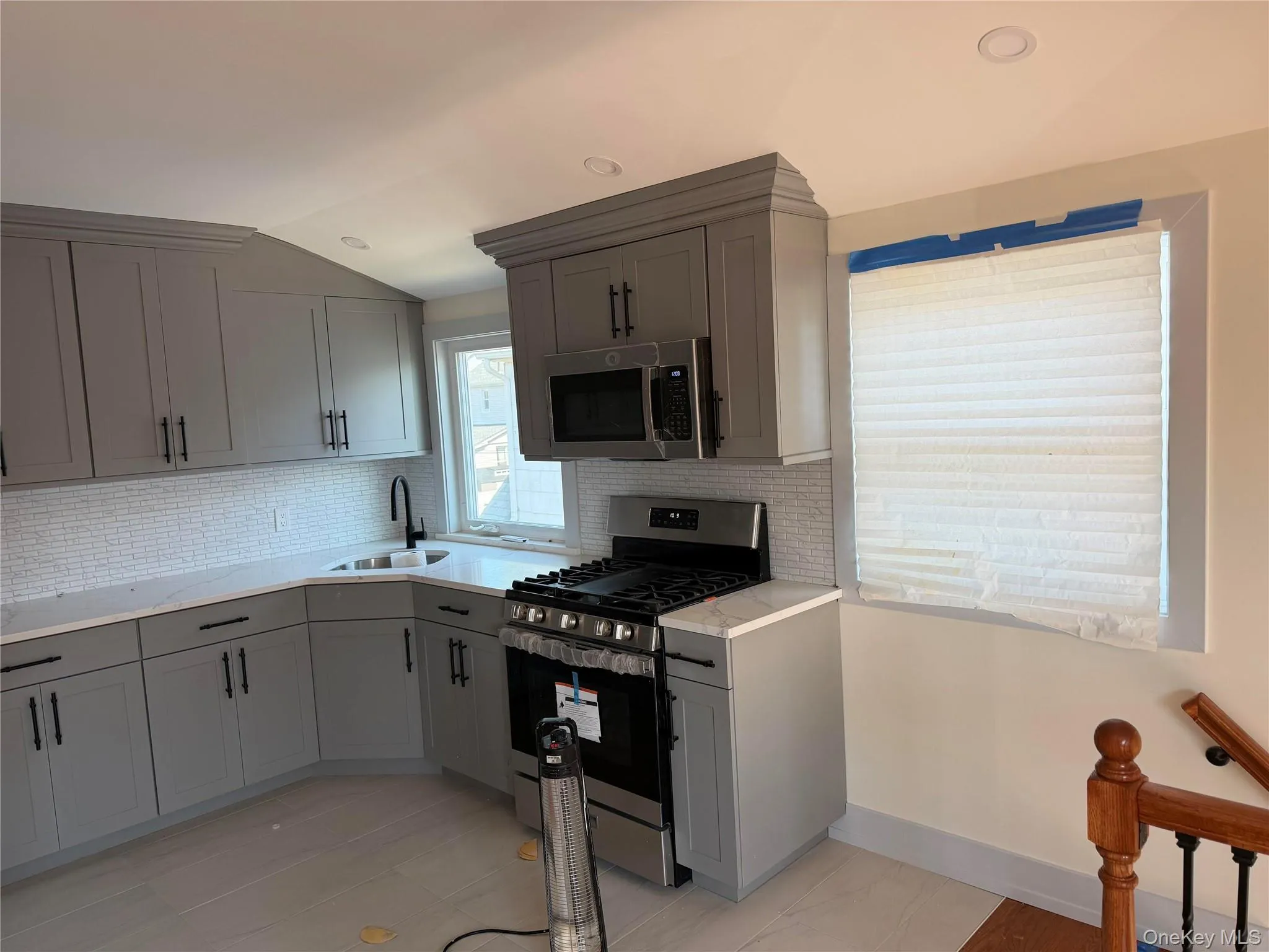 202-07 Linden Boulevard, New York, NY, 3 Bedrooms Bedrooms, 6 Rooms Rooms,1 BathroomBathrooms,Residential Lease,For Rent,Linden,0,983008 202-07 Linden Boulevard, New York, NY, 3 Bedrooms Bedrooms, 6 Rooms Rooms,1 BathroomBathrooms,Residential Lease,For Rent,Linden,0,983008