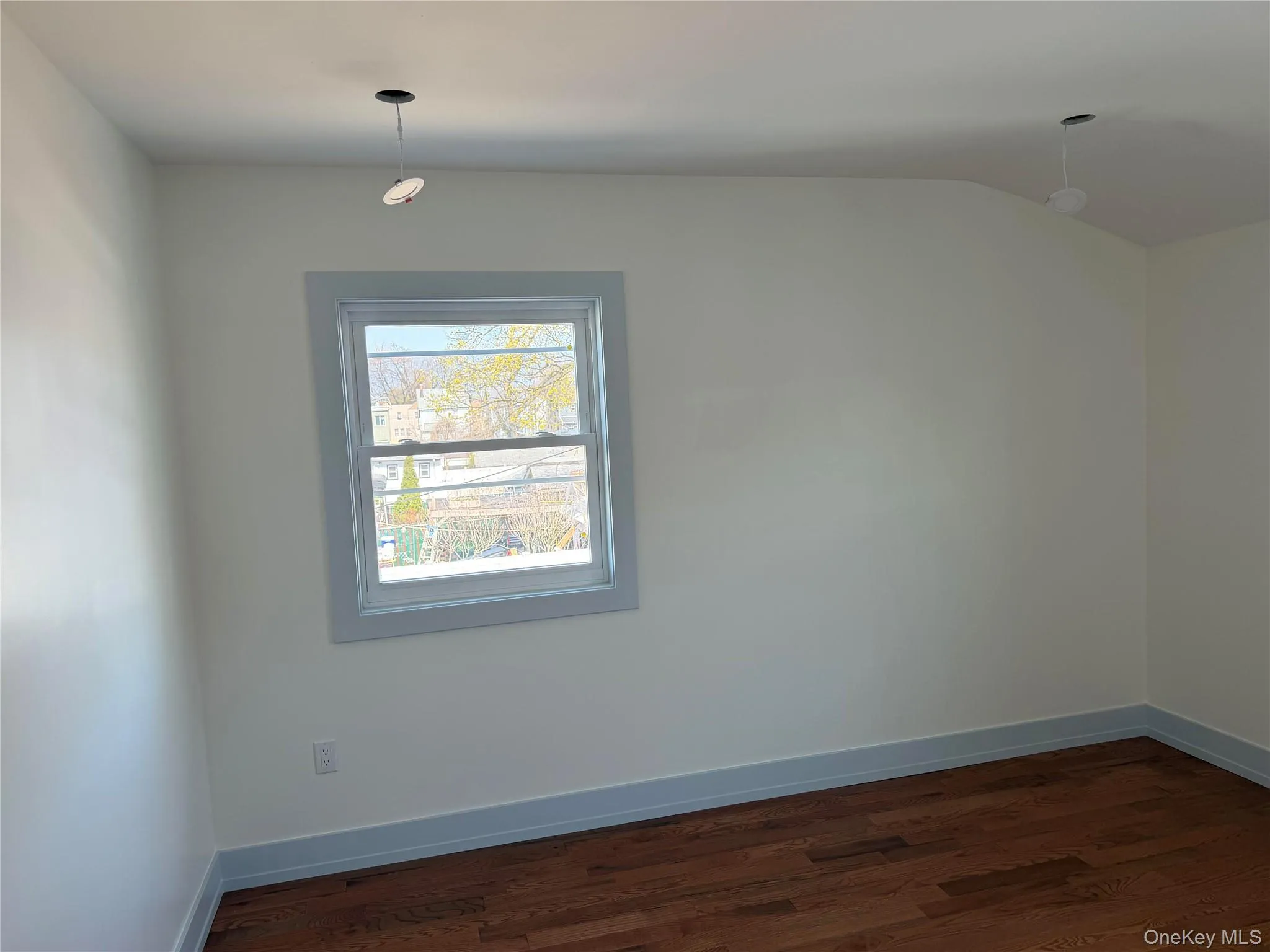 202-07 Linden Boulevard, New York, NY, 3 Bedrooms Bedrooms, 6 Rooms Rooms,1 BathroomBathrooms,Residential Lease,For Rent,Linden,0,983008 202-07 Linden Boulevard, New York, NY, 3 Bedrooms Bedrooms, 6 Rooms Rooms,1 BathroomBathrooms,Residential Lease,For Rent,Linden,0,983008