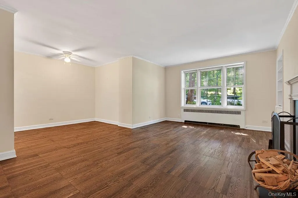 Hardwood floors in great shape! Hardwood floors in great shape!