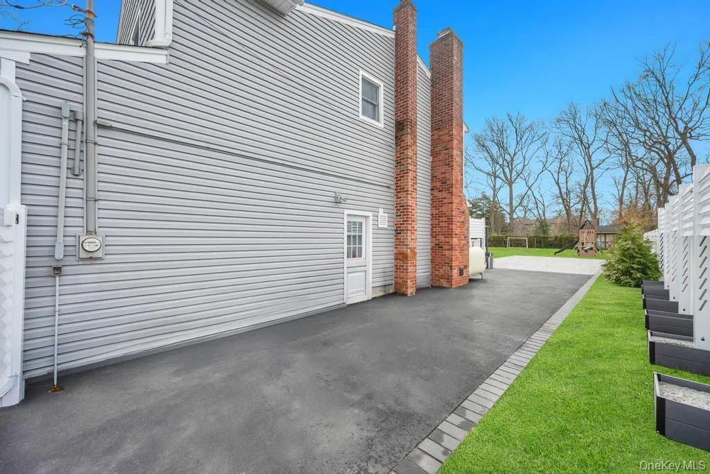 10 Winnetica Lane, Islip, NY, 8 Bedrooms Bedrooms, 10 Rooms Rooms,4 BathroomsBathrooms,Residential,For Rent,Winnetica,0,983024 10 Winnetica Lane, Islip, NY, 8 Bedrooms Bedrooms, 10 Rooms Rooms,4 BathroomsBathrooms,Residential,For Rent,Winnetica,0,983024