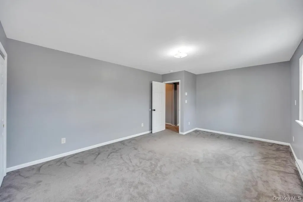 10 Winnetica Lane, Islip, NY, 8 Bedrooms Bedrooms, 10 Rooms Rooms,4 BathroomsBathrooms,Residential,For Rent,Winnetica,0,983024 10 Winnetica Lane, Islip, NY, 8 Bedrooms Bedrooms, 10 Rooms Rooms,4 BathroomsBathrooms,Residential,For Rent,Winnetica,0,983024