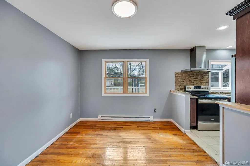 10 Winnetica Lane, Islip, NY, 8 Bedrooms Bedrooms, 10 Rooms Rooms,4 BathroomsBathrooms,Residential,For Rent,Winnetica,0,983024 10 Winnetica Lane, Islip, NY, 8 Bedrooms Bedrooms, 10 Rooms Rooms,4 BathroomsBathrooms,Residential,For Rent,Winnetica,0,983024