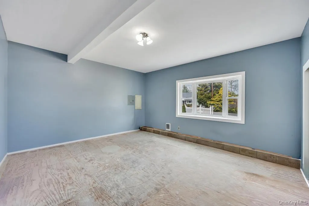 10 Winnetica Lane, Islip, NY, 8 Bedrooms Bedrooms, 10 Rooms Rooms,4 BathroomsBathrooms,Residential,For Rent,Winnetica,0,983024 10 Winnetica Lane, Islip, NY, 8 Bedrooms Bedrooms, 10 Rooms Rooms,4 BathroomsBathrooms,Residential,For Rent,Winnetica,0,983024