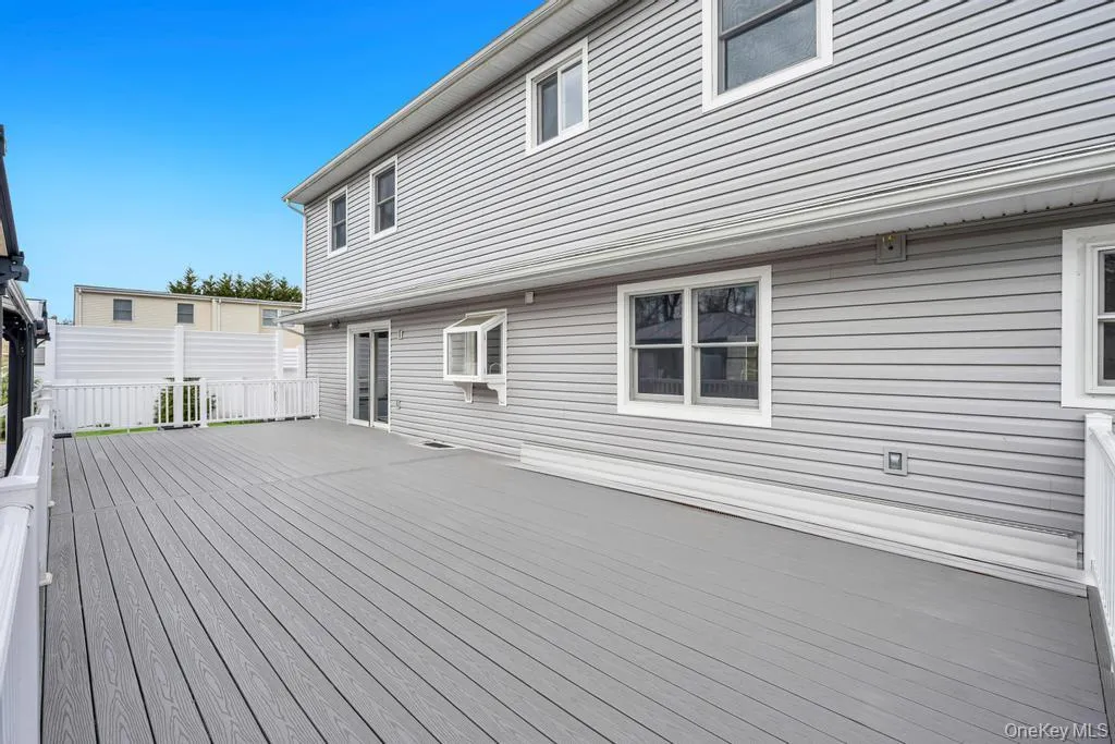 10 Winnetica Lane, Islip, NY, 8 Bedrooms Bedrooms, 10 Rooms Rooms,4 BathroomsBathrooms,Residential,For Rent,Winnetica,0,983024 10 Winnetica Lane, Islip, NY, 8 Bedrooms Bedrooms, 10 Rooms Rooms,4 BathroomsBathrooms,Residential,For Rent,Winnetica,0,983024