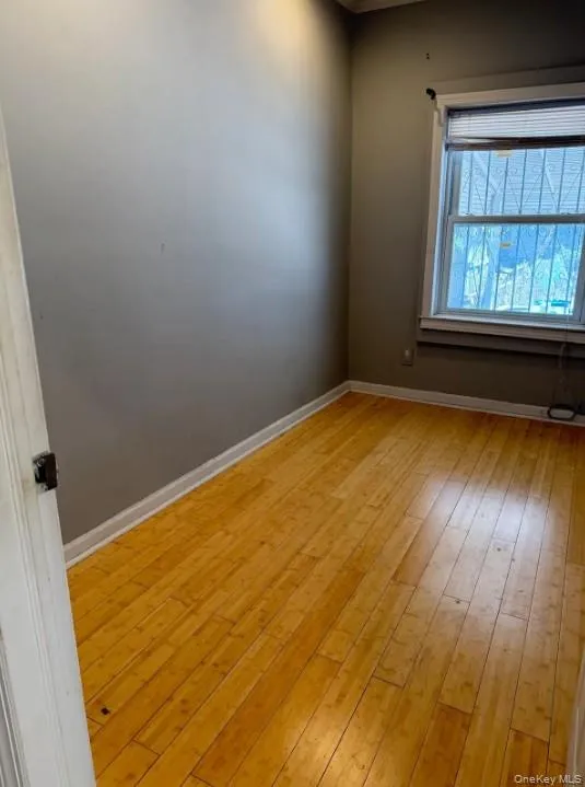 14518 Shore Avenue, New York, NY, 3 Bedrooms Bedrooms, 5 Rooms Rooms,1 BathroomBathrooms,Residential Lease,For Rent,Shore,0,983030 14518 Shore Avenue, New York, NY, 3 Bedrooms Bedrooms, 5 Rooms Rooms,1 BathroomBathrooms,Residential Lease,For Rent,Shore,0,983030