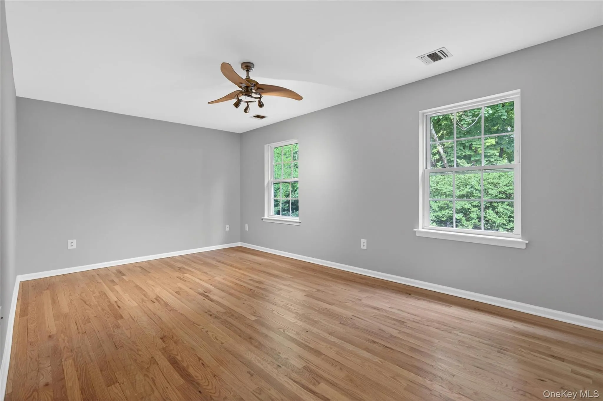 16 Railroad Avenue, Haverstraw, NY, 3 Bedrooms Bedrooms, 11 Rooms Rooms,3 BathroomsBathrooms,Residential Lease,For Rent,Railroad,0,983039 16 Railroad Avenue, Haverstraw, NY, 3 Bedrooms Bedrooms, 11 Rooms Rooms,3 BathroomsBathrooms,Residential Lease,For Rent,Railroad,0,983039