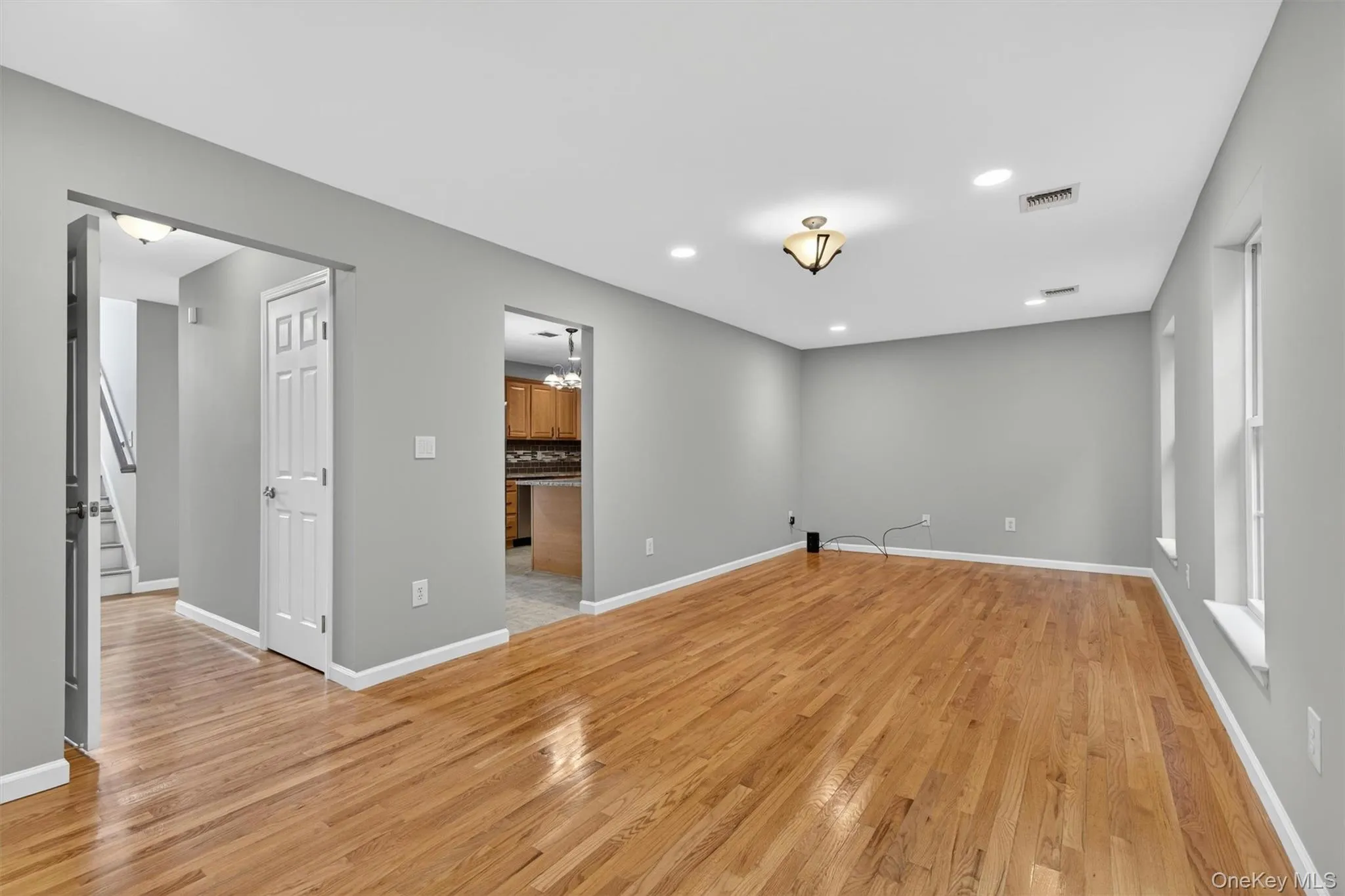 16 Railroad Avenue, Haverstraw, NY, 3 Bedrooms Bedrooms, 11 Rooms Rooms,3 BathroomsBathrooms,Residential Lease,For Rent,Railroad,0,983039 16 Railroad Avenue, Haverstraw, NY, 3 Bedrooms Bedrooms, 11 Rooms Rooms,3 BathroomsBathrooms,Residential Lease,For Rent,Railroad,0,983039