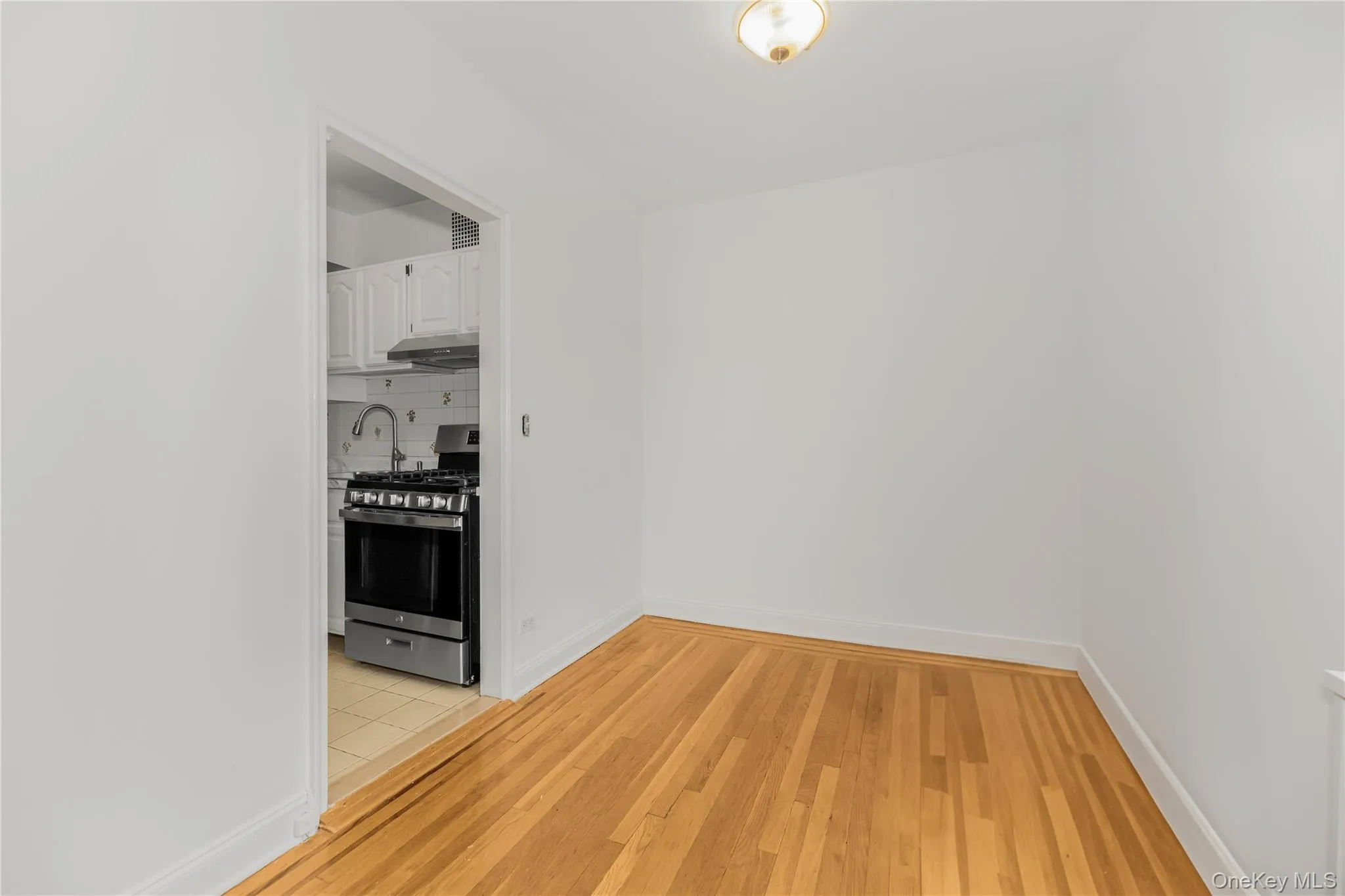766 Palmer Road, Yonkers, NY, 1 Bedroom Bedrooms, 4 Rooms Rooms,1 BathroomBathrooms,Residential,For Rent,Palmer,0,983040 766 Palmer Road, Yonkers, NY, 1 Bedroom Bedrooms, 4 Rooms Rooms,1 BathroomBathrooms,Residential,For Rent,Palmer,0,983040